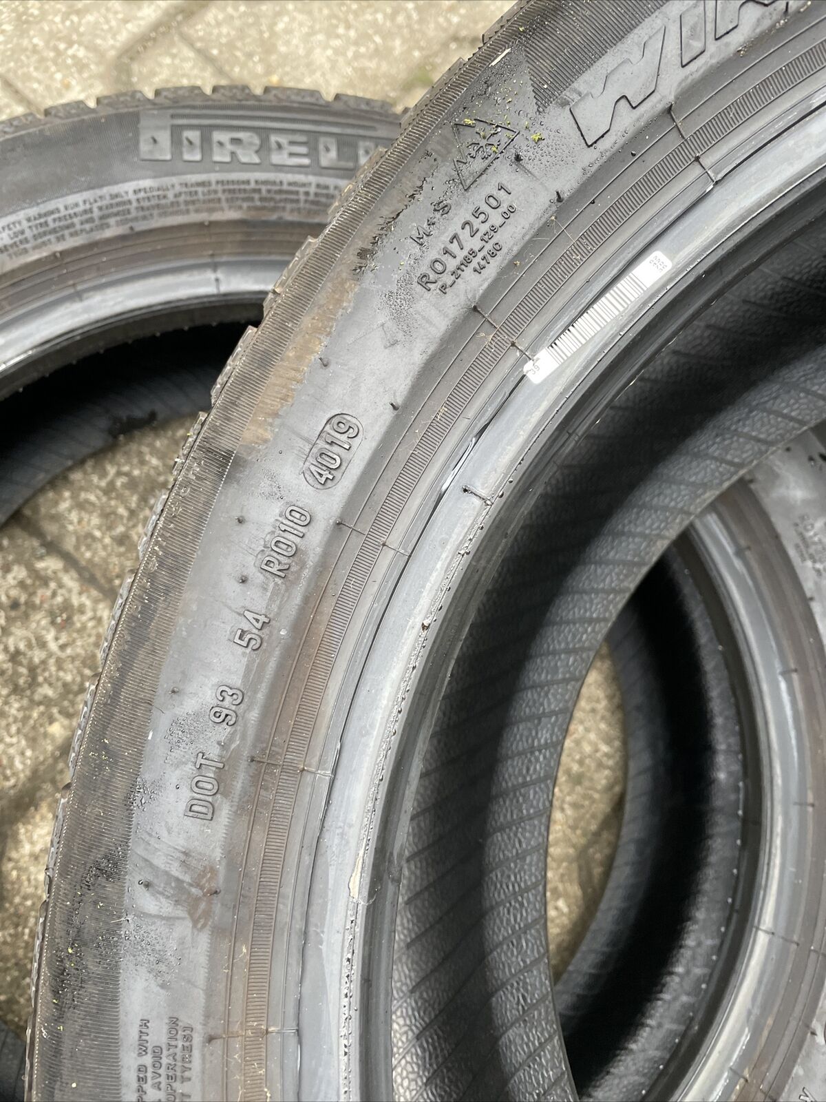 4x BMW Winterreifen RSC Runflat PIRELLI Snowcontrol 195 55 R16 87H DOT4019