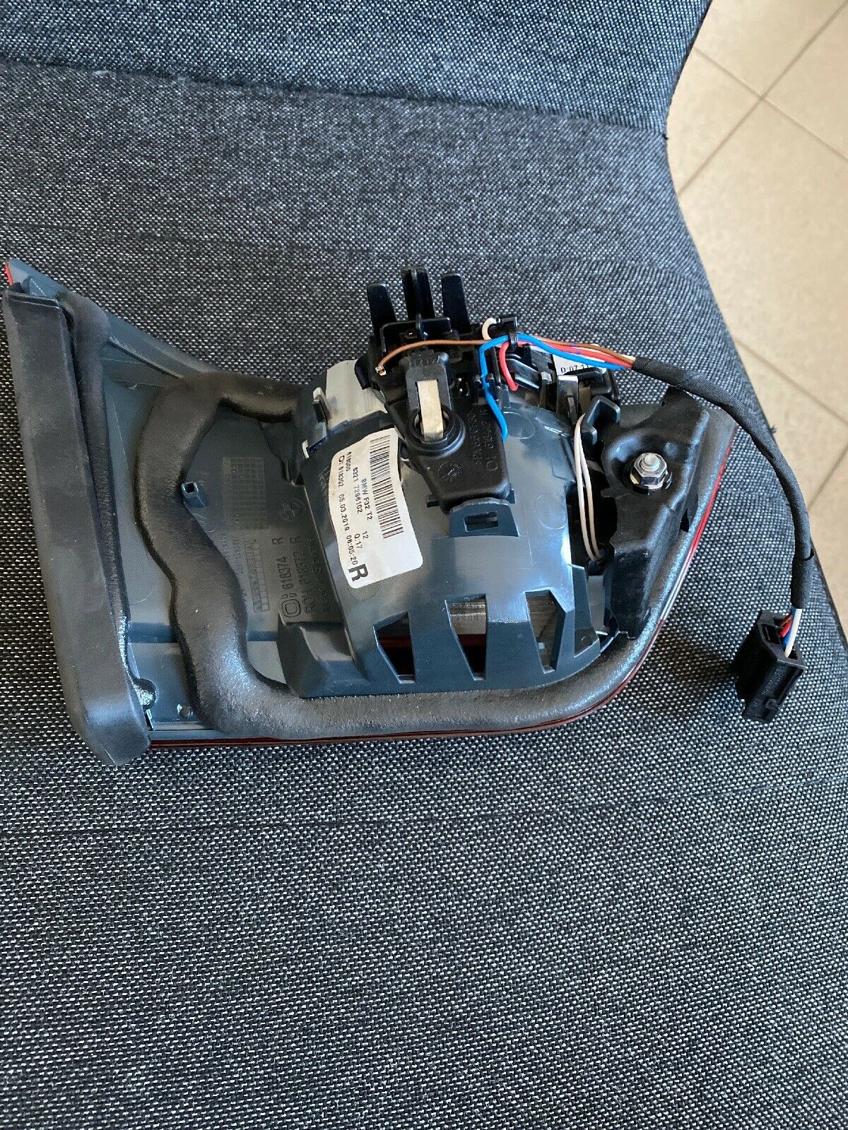 ORIGINAL BMW F32 F33 F36 F83 M4 Heckleuchte R. INNEN Rückleuchte 7296102 Bj 2019