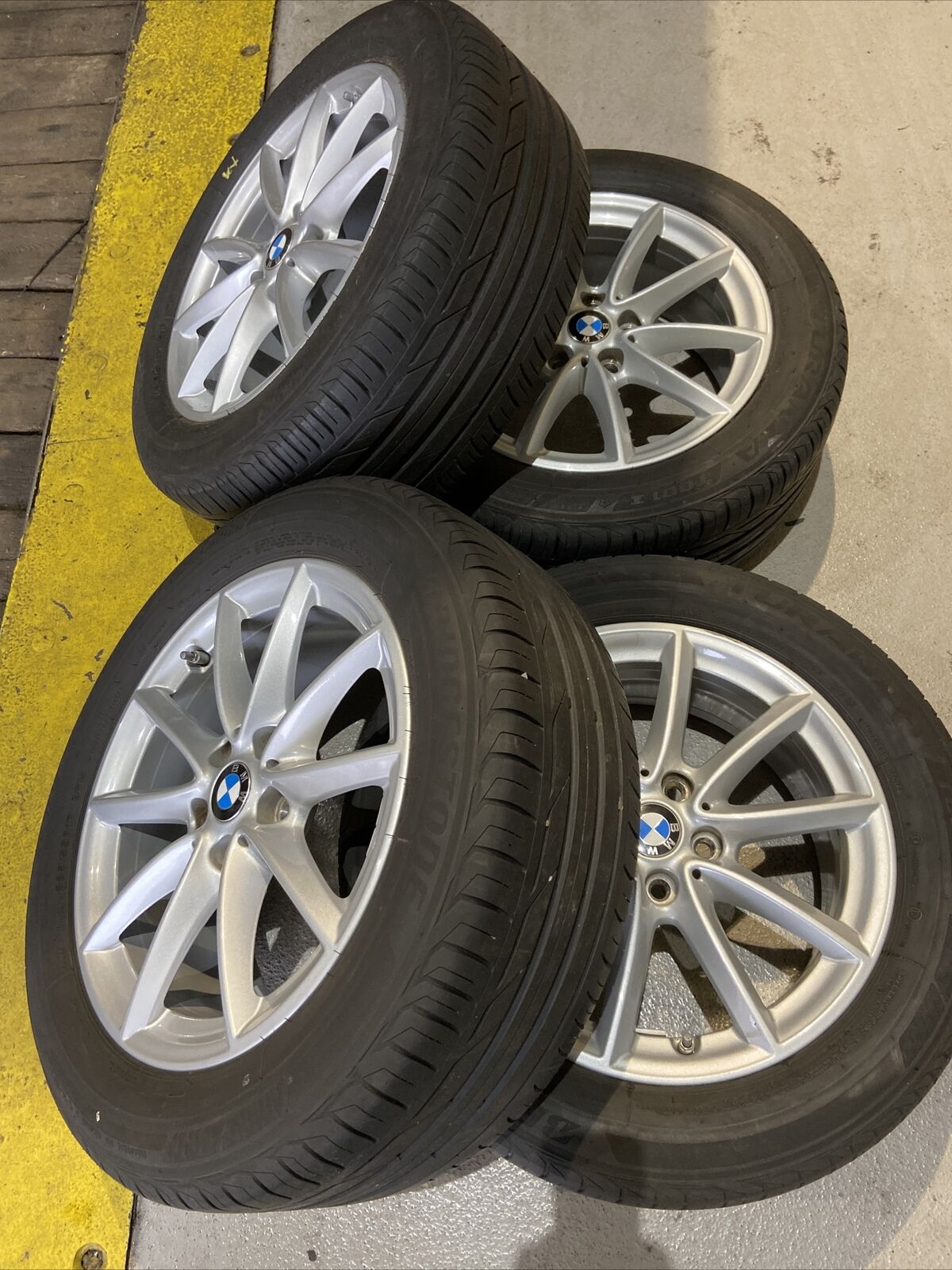 BMW X1 F48 Alufelgen Styling 560 Sommerreifen RDCI Sensor 225 55 R17 97W 6856061