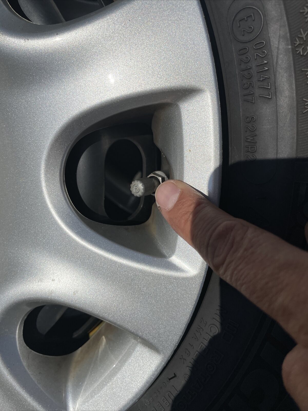 MINI COOPER ONE F56 F55 F57 Winterreifen RDCI 175 65 R15 84H MICHELIN RADKAPPEN