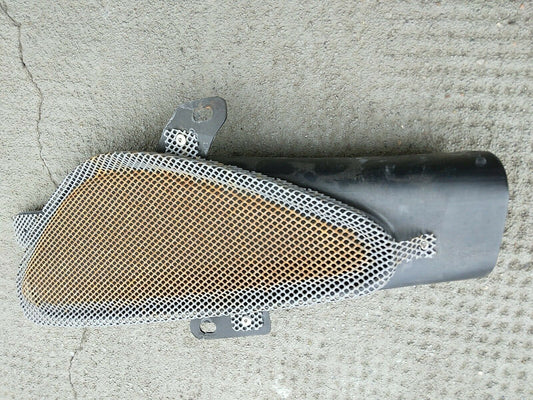 Original Ferrari Luftauslasskanal vorne links Kotflügel Luftkanal 84243700