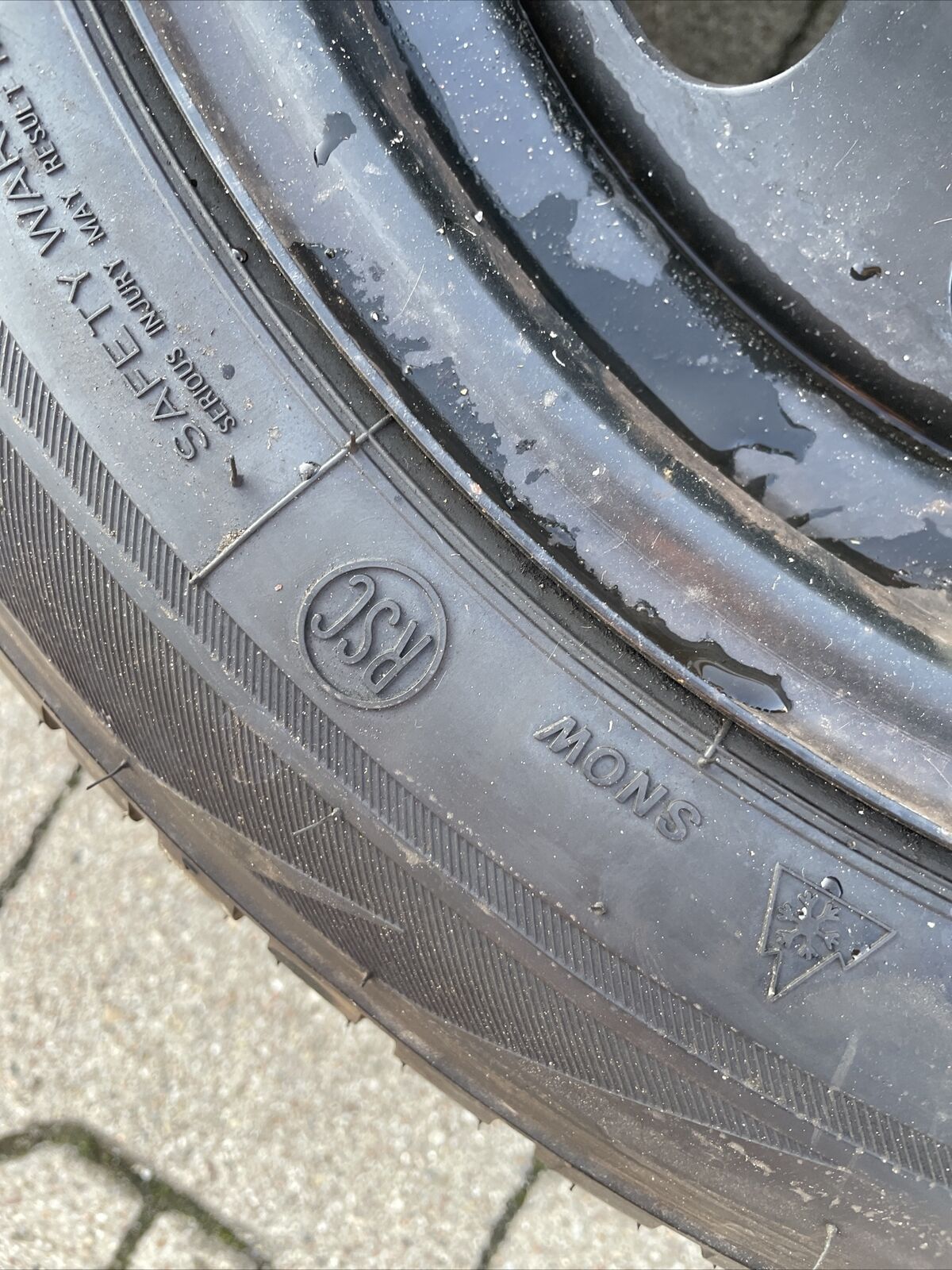 BMW F30 F31 Bridgestone RSC Winterreifen RDCI SENSOREN 205 60 R16 92H RADKAPPEN