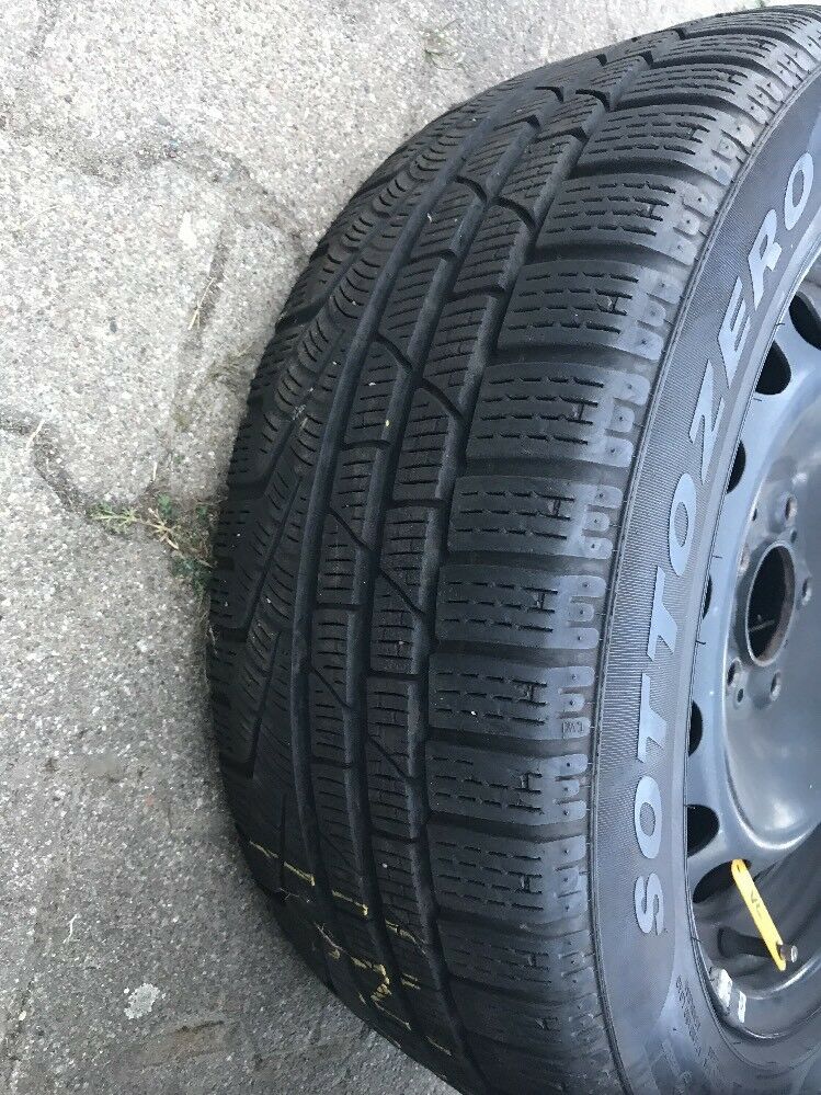 BMW X1 E84 PIRELLI SOTTOZERO 225 50 R17 94H Winterreifen RSC RUNFLAT REIFEN