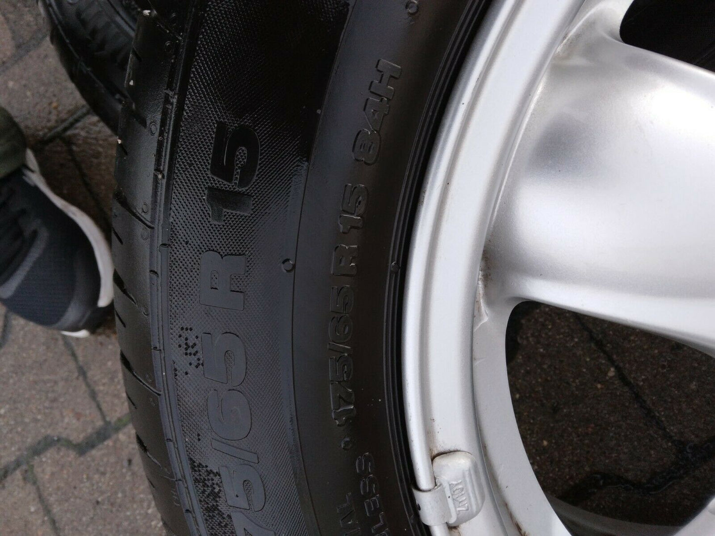 MINI Cooper R56 R50 Alufelgen 5 Star Sommerreifen 175 65 R15 84H TN 6768498