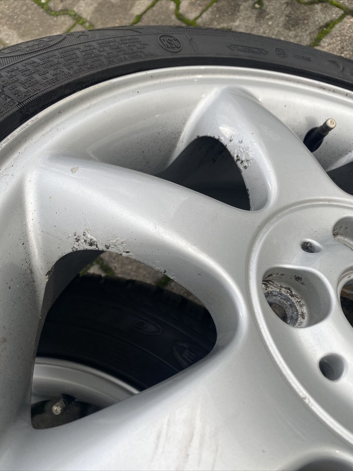 MINI COOPER R56 R50 ALUFELGEN Spoke 94 WINTERREIFEN RSC 195 55 R16 87H 6775684