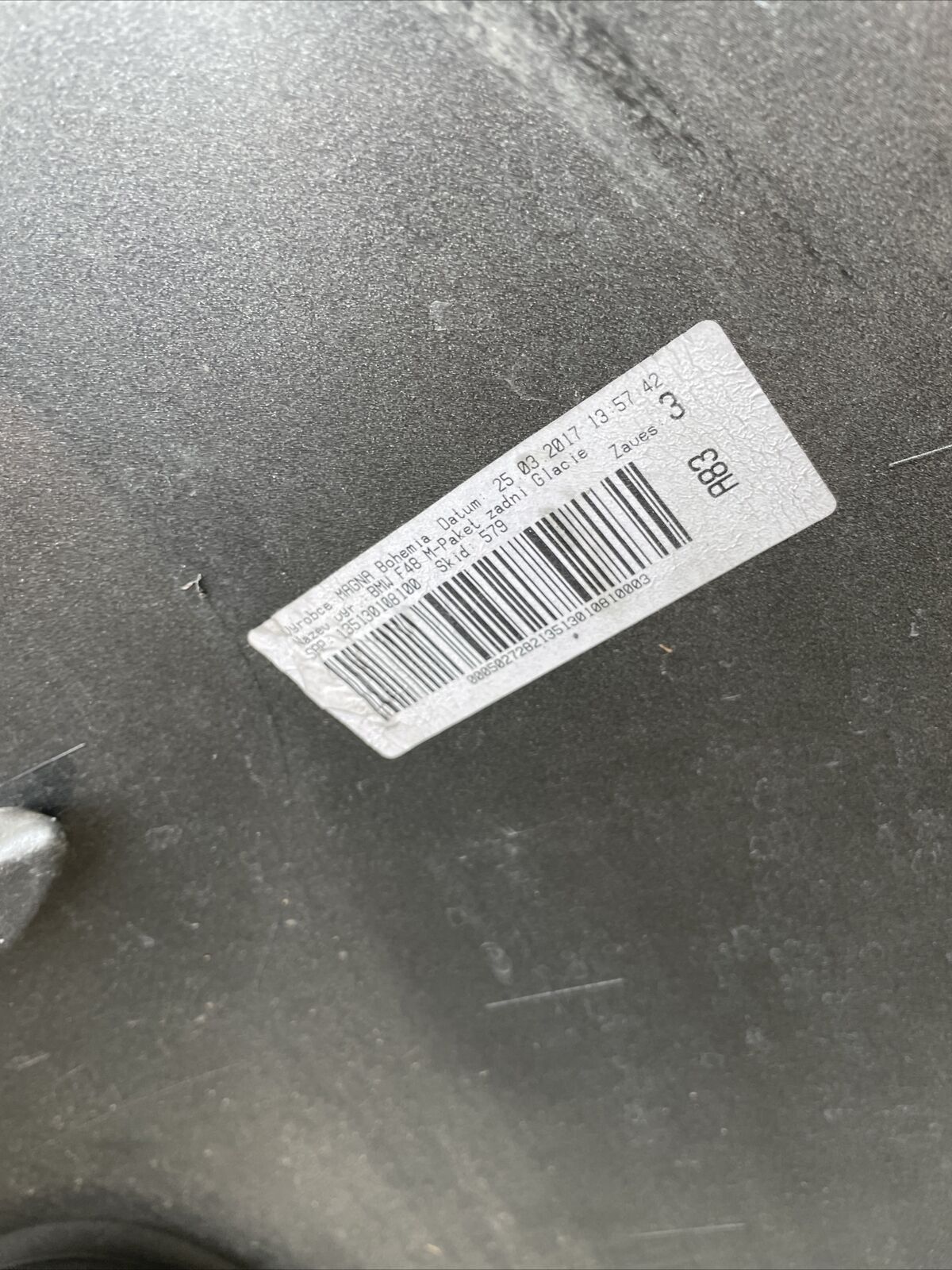 ORIGINAL BMW X1 F48 M PAKET NEUE MODELL Stoßstange PDC Diffusor 2 Flutig 8059877