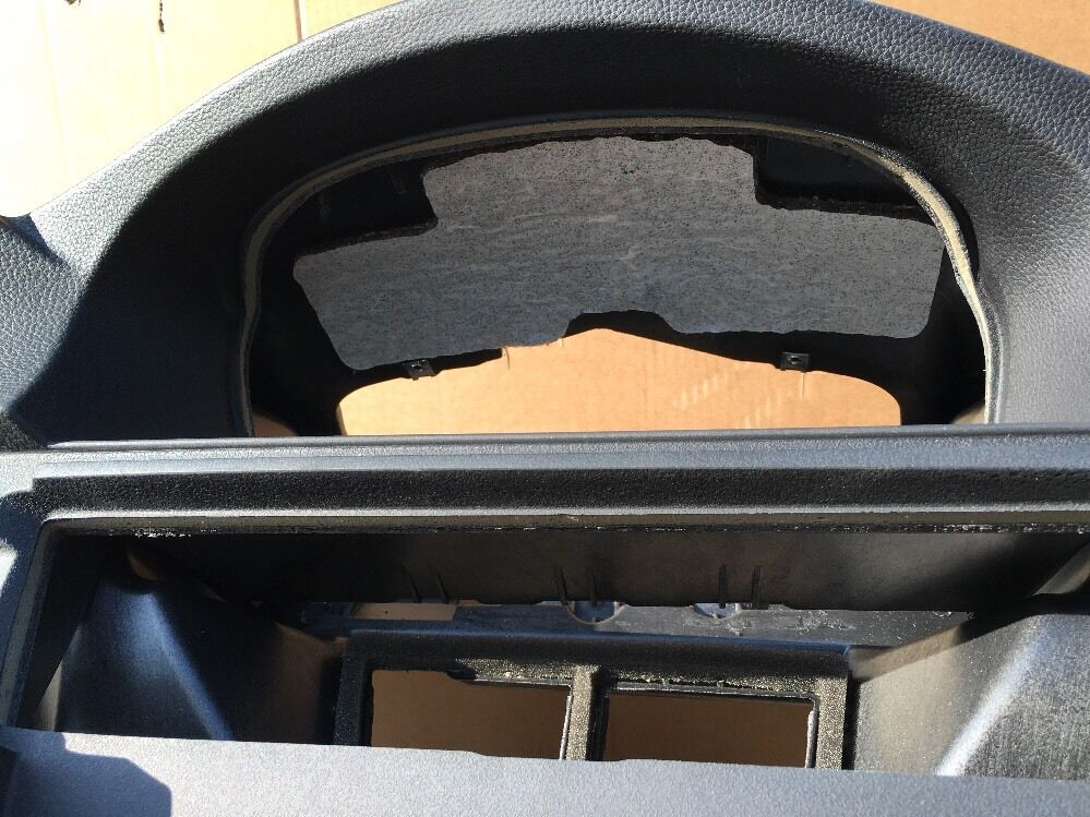 BMW E90 E91 E92 E93 ARMATURENBRETT NAVI AUSSP SCHWARZ 9120325 oh. GETRÄNKEHALTER