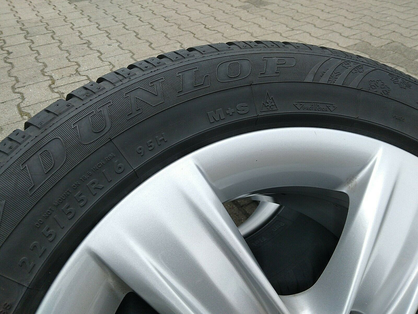 BMW F30 F31 F32 F35 ALUFELGEN WINTERREIFEN 391 Style 225 55 R16 95H RDCI RSC