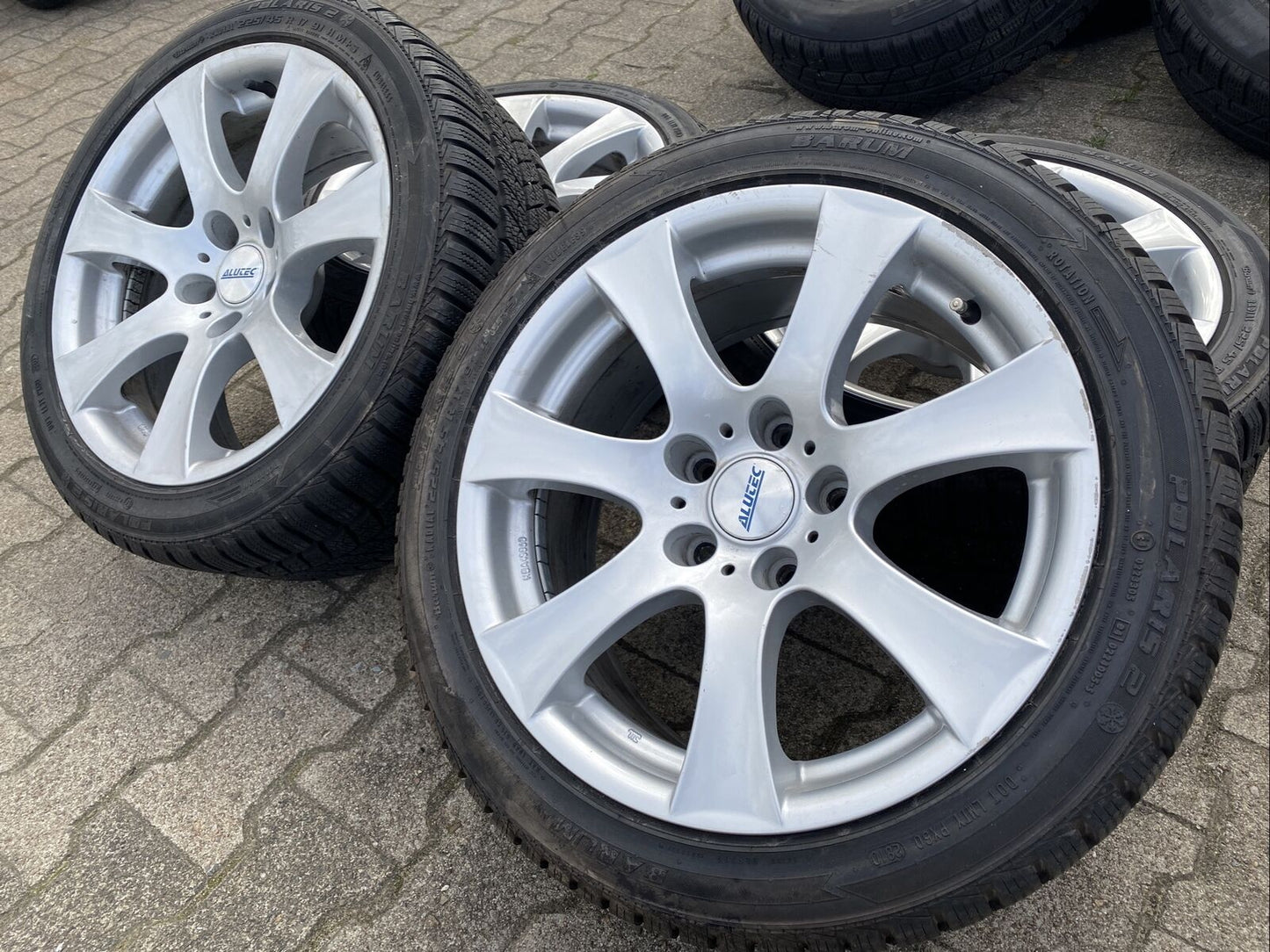 BMW E90 E91 E92 E93 Z4 WINTERREIFEN ALUTEC ALUFELGEN 225 45 R17 91H KBA 45860