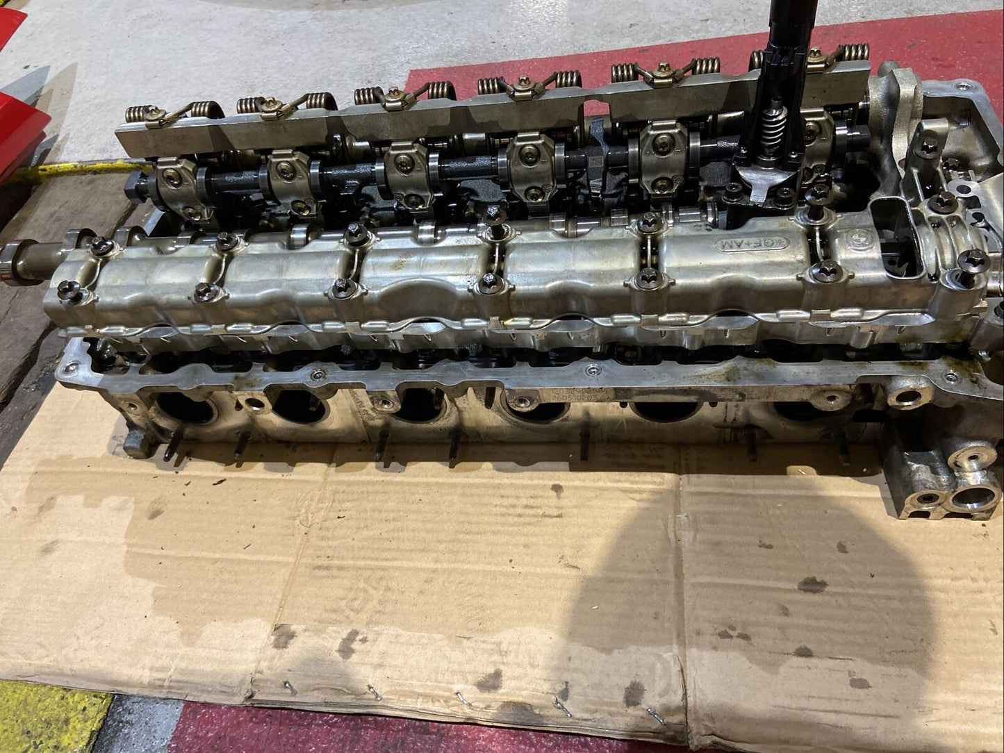 BMW F20 F22 M2 X3 F25 F30 X5 E70 F15 E82 E90 Zylinderkopf m VENTILE 7624429 N55