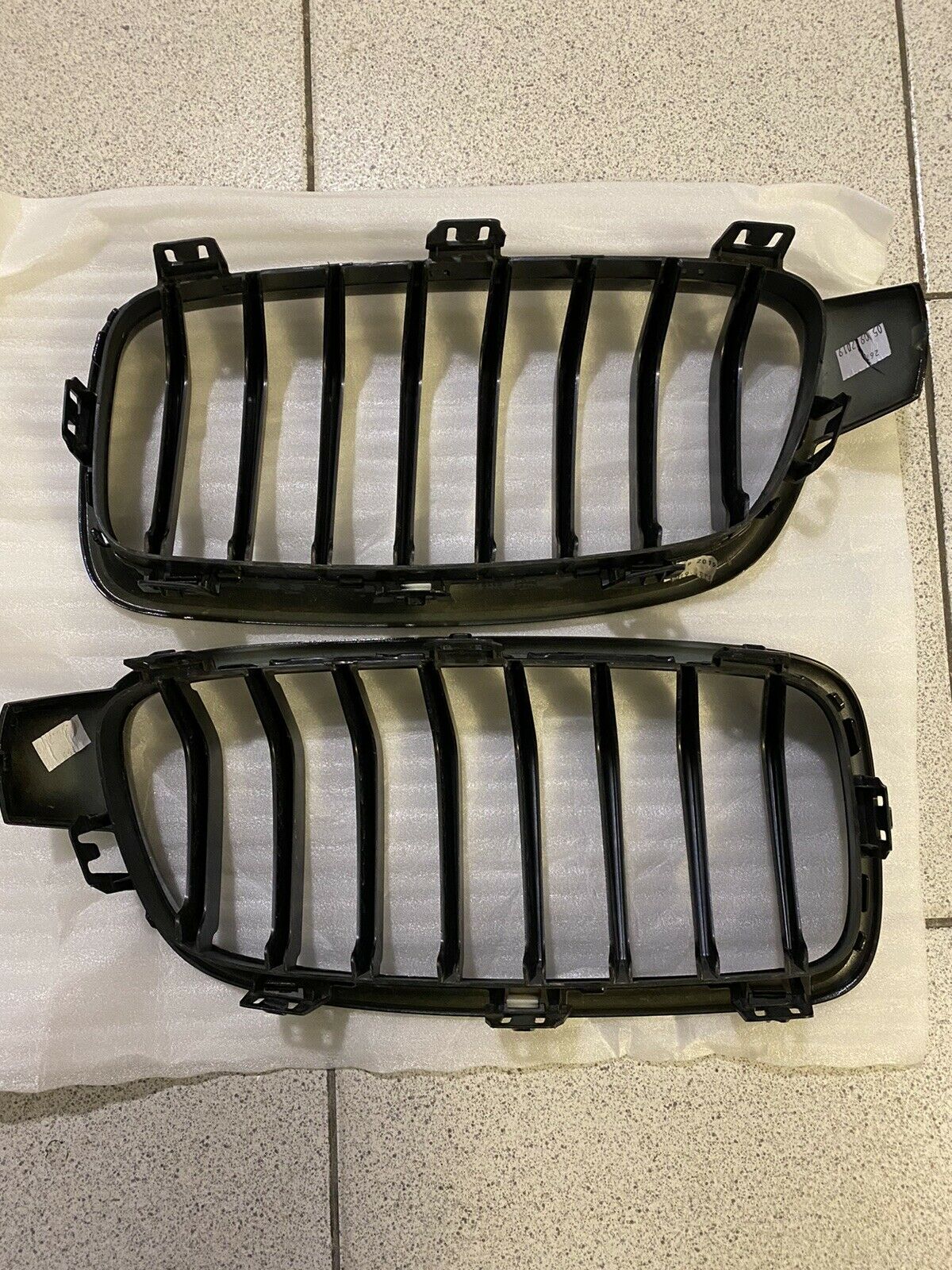 BMW M Performance F30 F31 Stoßstange Ziergitter Nieren Schwarz 2240475 & 2240778