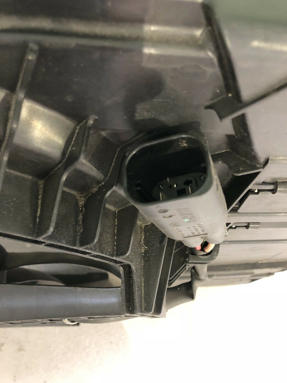 BMW X1 F48 F45 F46 MINI F55 Lüfterzarge 7617609 mit Lüfter Ventilator 7636070