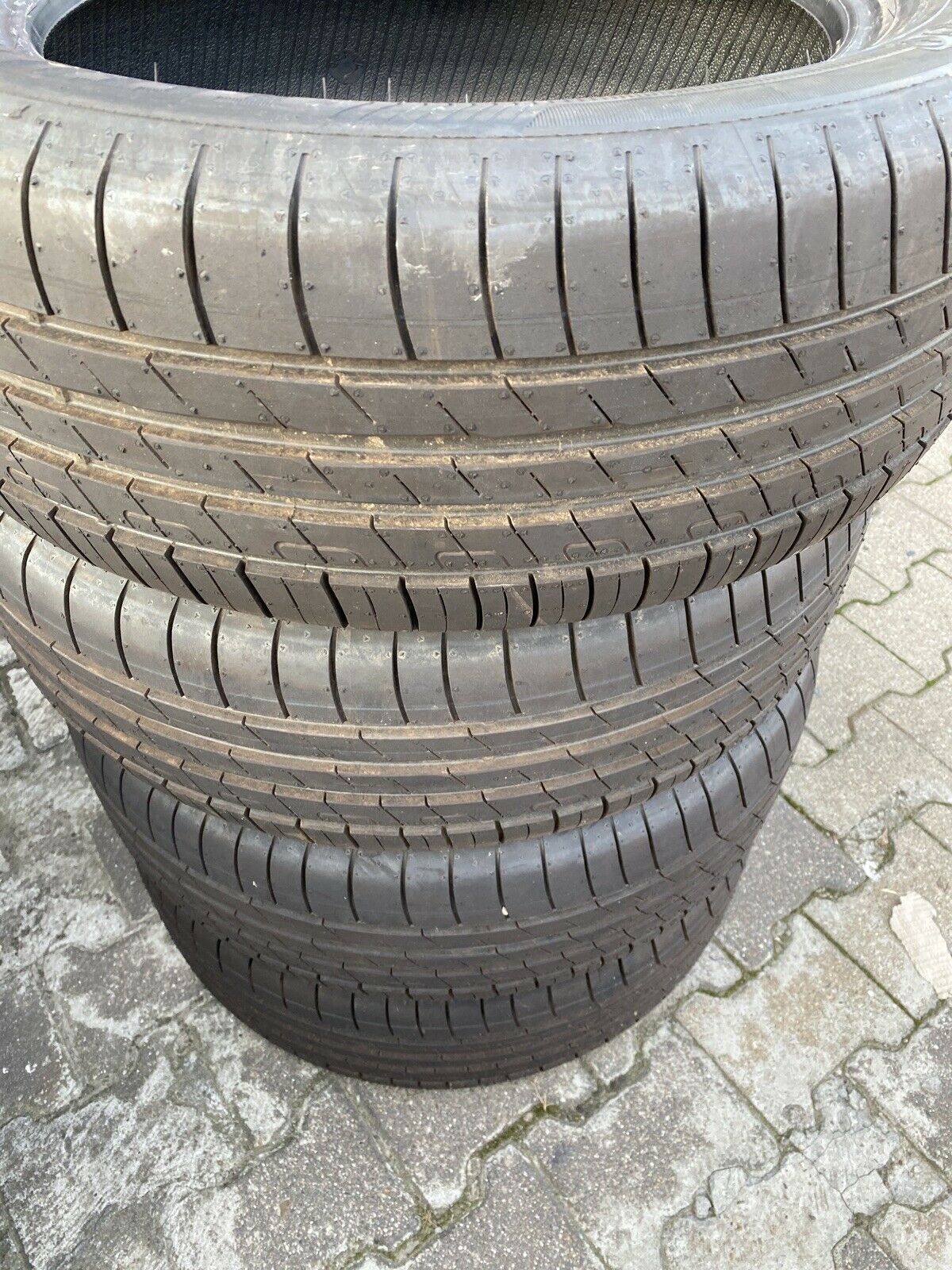 4x NEUW. GOODYEAR EFFICIENT GRIP PERFORMANCE 225 55 R17 97W SOMMERREIFEN DOT4719