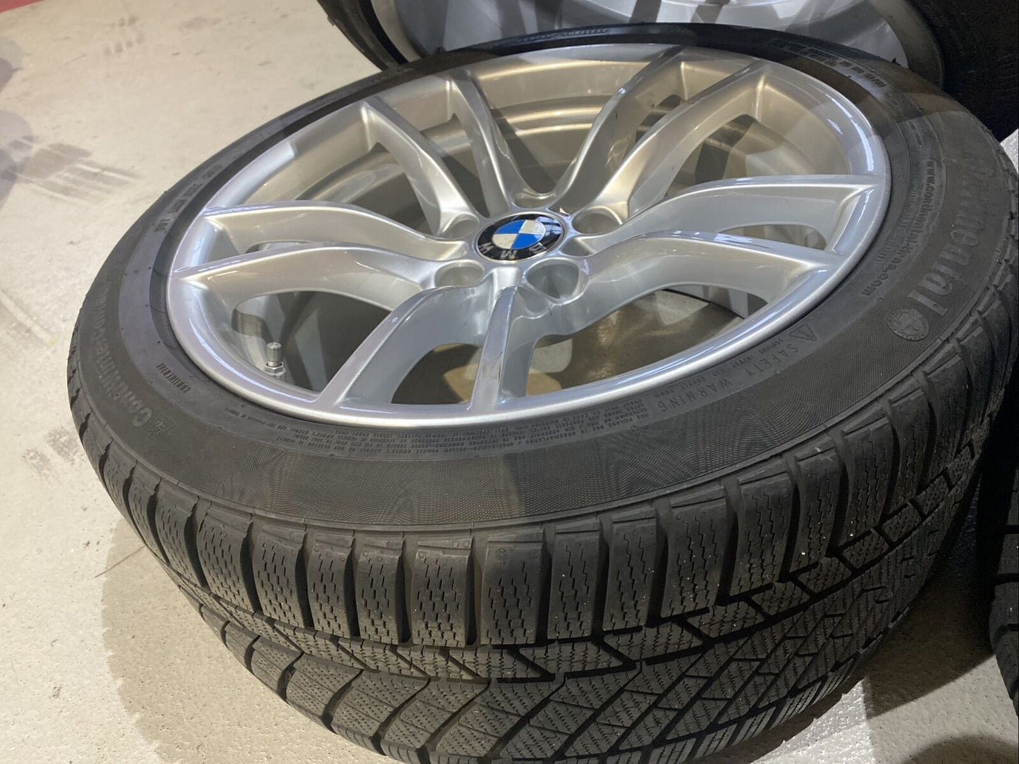 BMW F80 M3 F82 M4 F87 M2 Alufelgen M640 WINTERREIFEN 2284905 CONTINENTAL 2284906