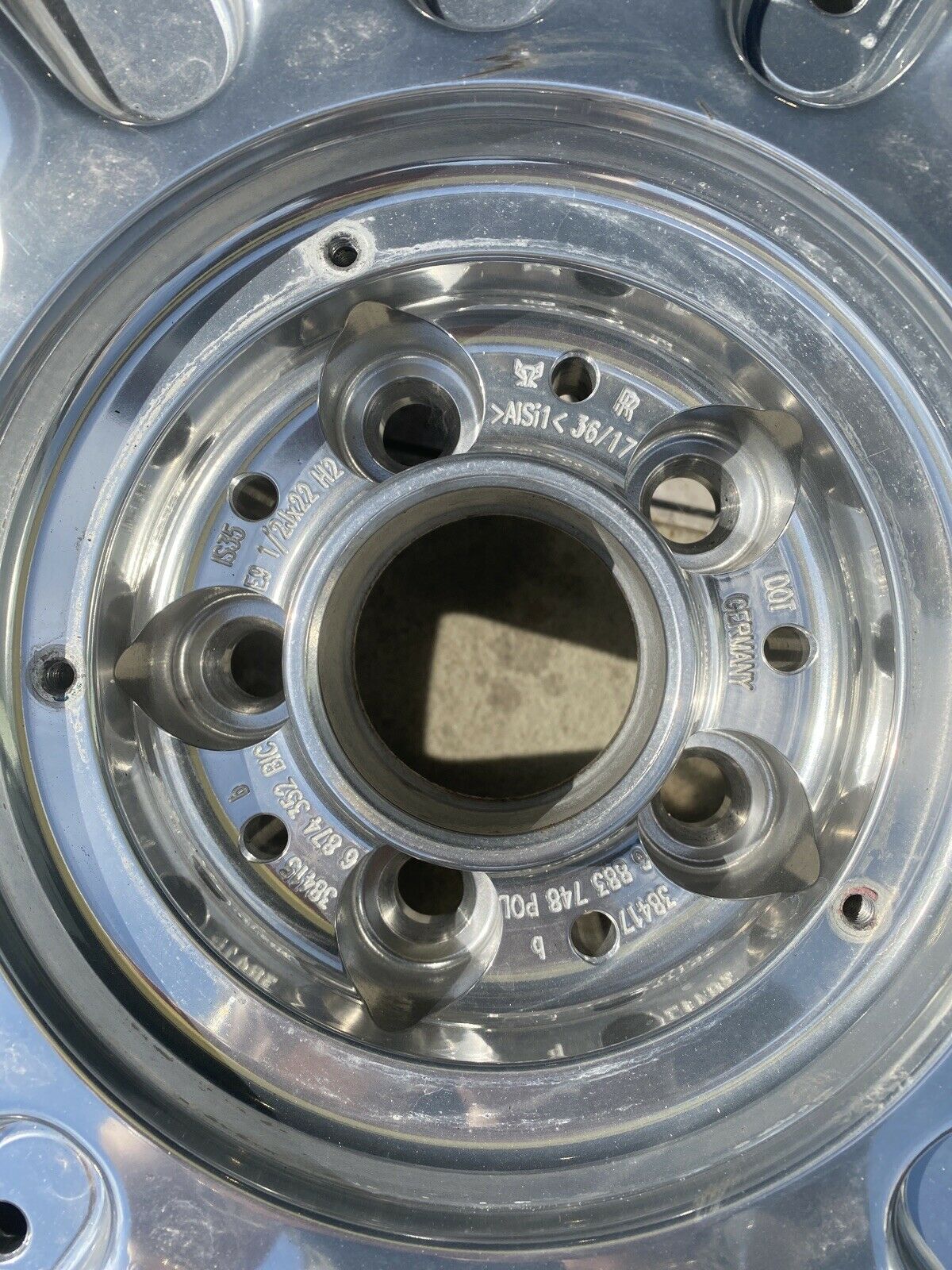 1x ROLLS ROYCE PHANTOM STYLING 679 ALUFELGE 6883748 SOMMERREIFEN 285 40 R22 Y XL