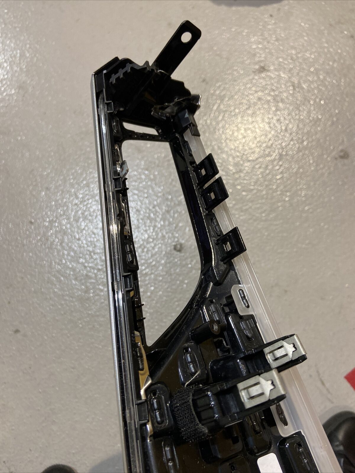 BMW G30 G31 Dekorblende Dekorleiste Mittelkonsole Blende FINELINE GLANZ 9378022