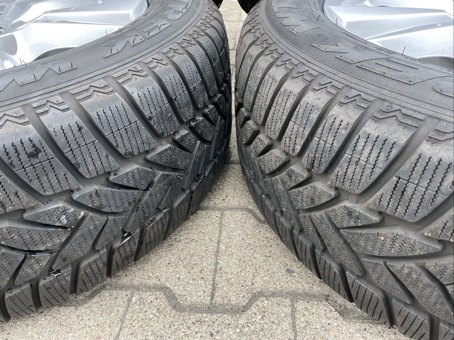 BMW X5 F15 ALUFELGEN STYLE 446 DUNLOP WINTERREIFEN 255 55 R18 109H RSC 6853952