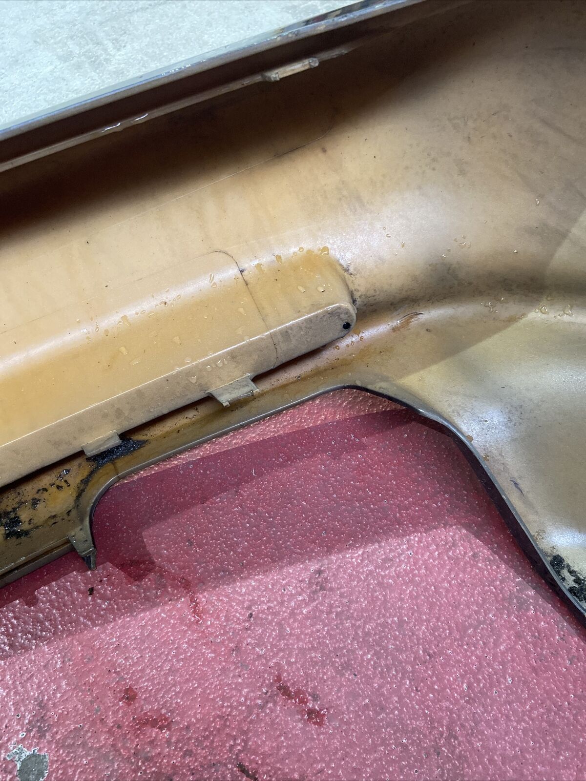 ORIGINAL BMW 8er E31 Stoßstange hinten Verkleidung Stoßfänger 1940757