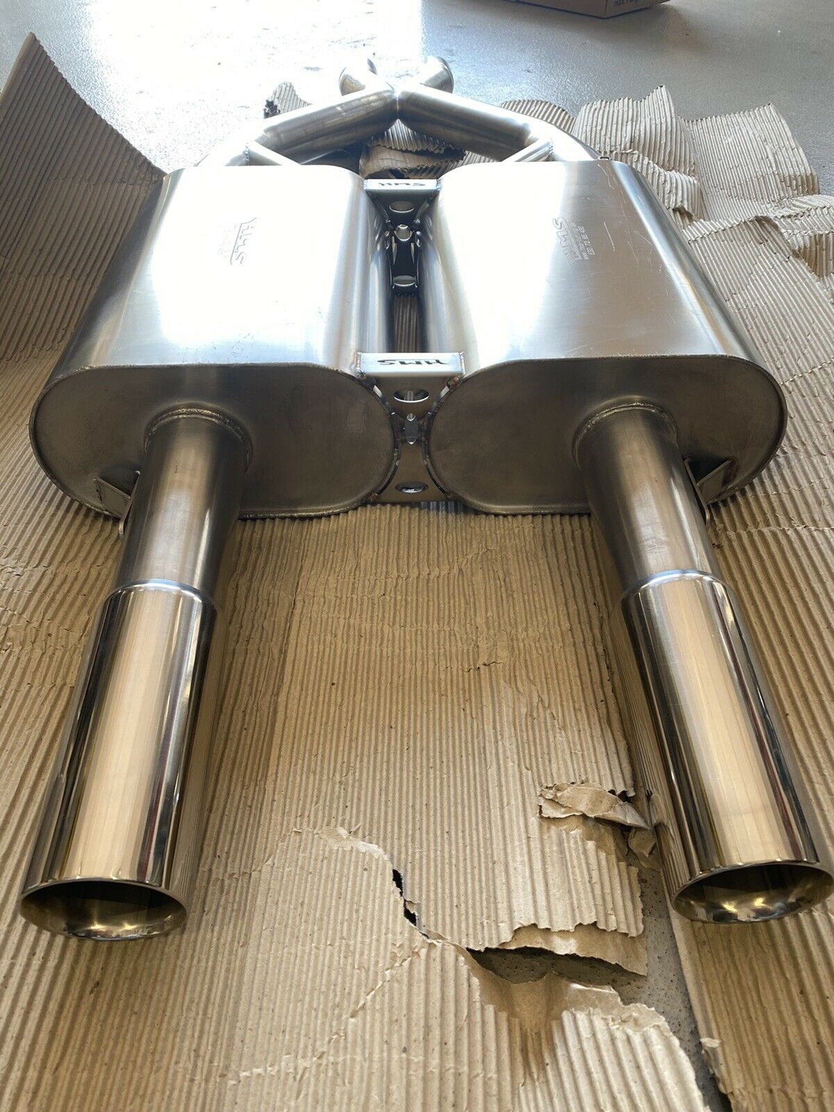 ORIG HMS Tuning WIESMANN MF4 S V8 mit BOX Auspuff Endschalldämpfer Auspuffanlage