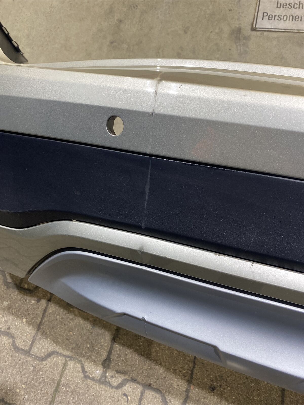 ORIGINAL BMW X3 F25 LCI FACELIFT Stoßstange mit PDC Loch Diffusor