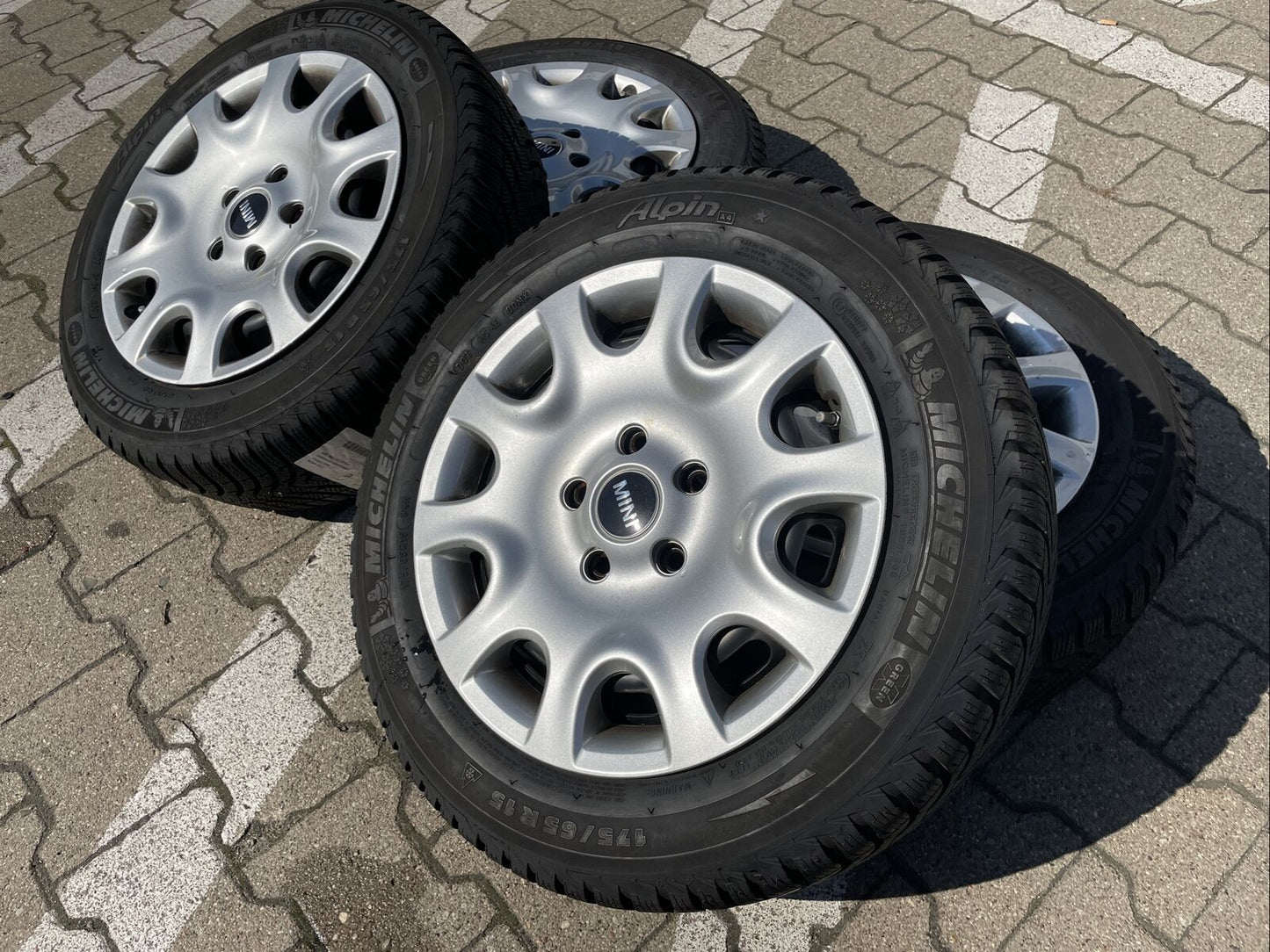 MINI COOPER ONE F56 F55 F57 Winterreifen RDCI 175 65 R15 84H MICHELIN RADKAPPEN