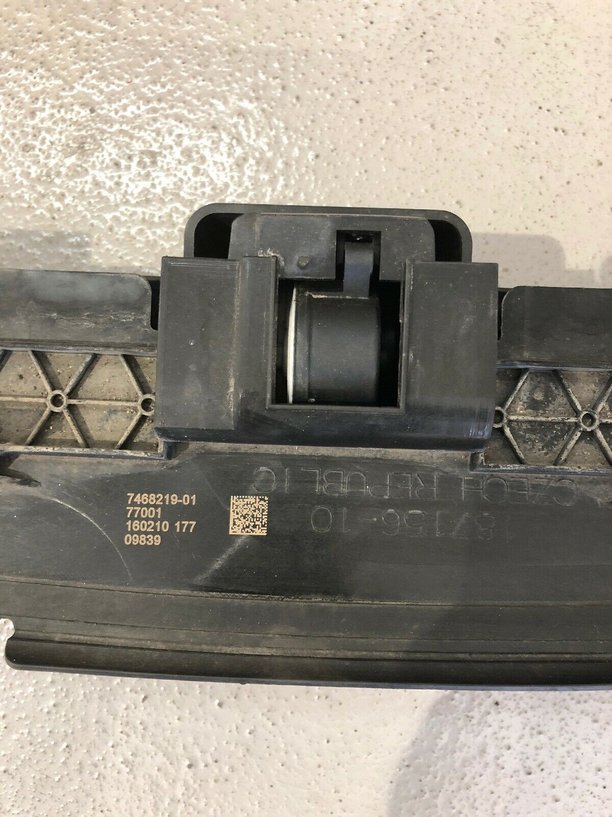 BMW G11 G12 KLAPPENSTEUERUNG 7468219 Luftklappe unten 7357982 Regler