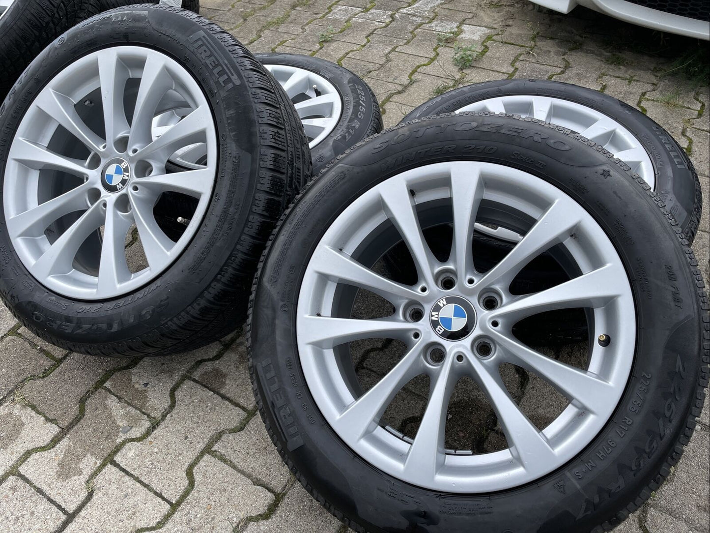 BMW F34 GT Alufelgen Styling 395 WINTERREIFEN RSC PIRELLI 225 55 R17 97H 6859025