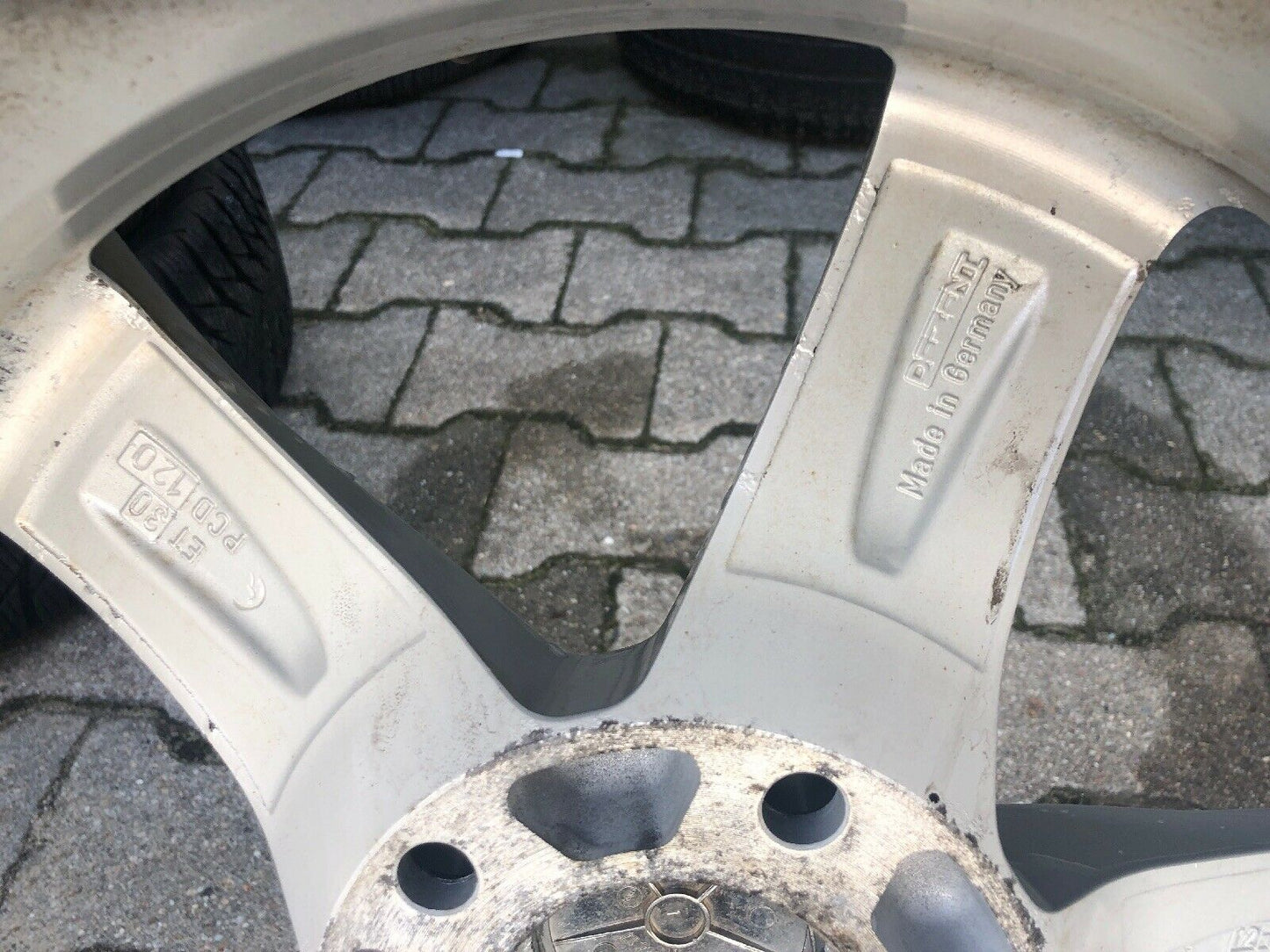 BMW F10 F11 ALUFELGEN Winterreifen 225 55 R17 97H RSC DUNLOP SP WINTER KBA 47702
