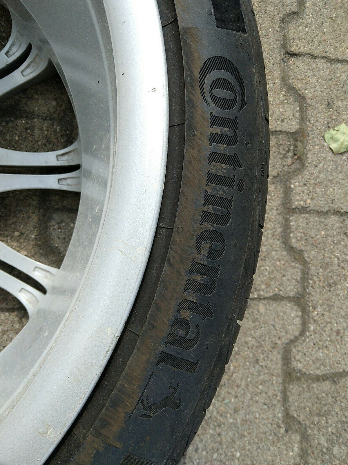 1x BMW Z4 E85 E46 M135 Alufelge 8J 7896470 Sommerreifen Continental 225 40 R18