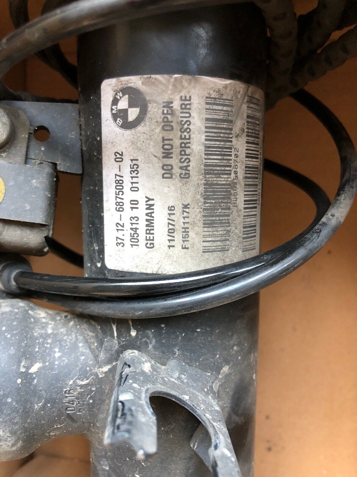 ORIG BMW X5 F15 Stoßdämpfer Elektronisch VDC Federbein 6875087 HINTEN RECHTS