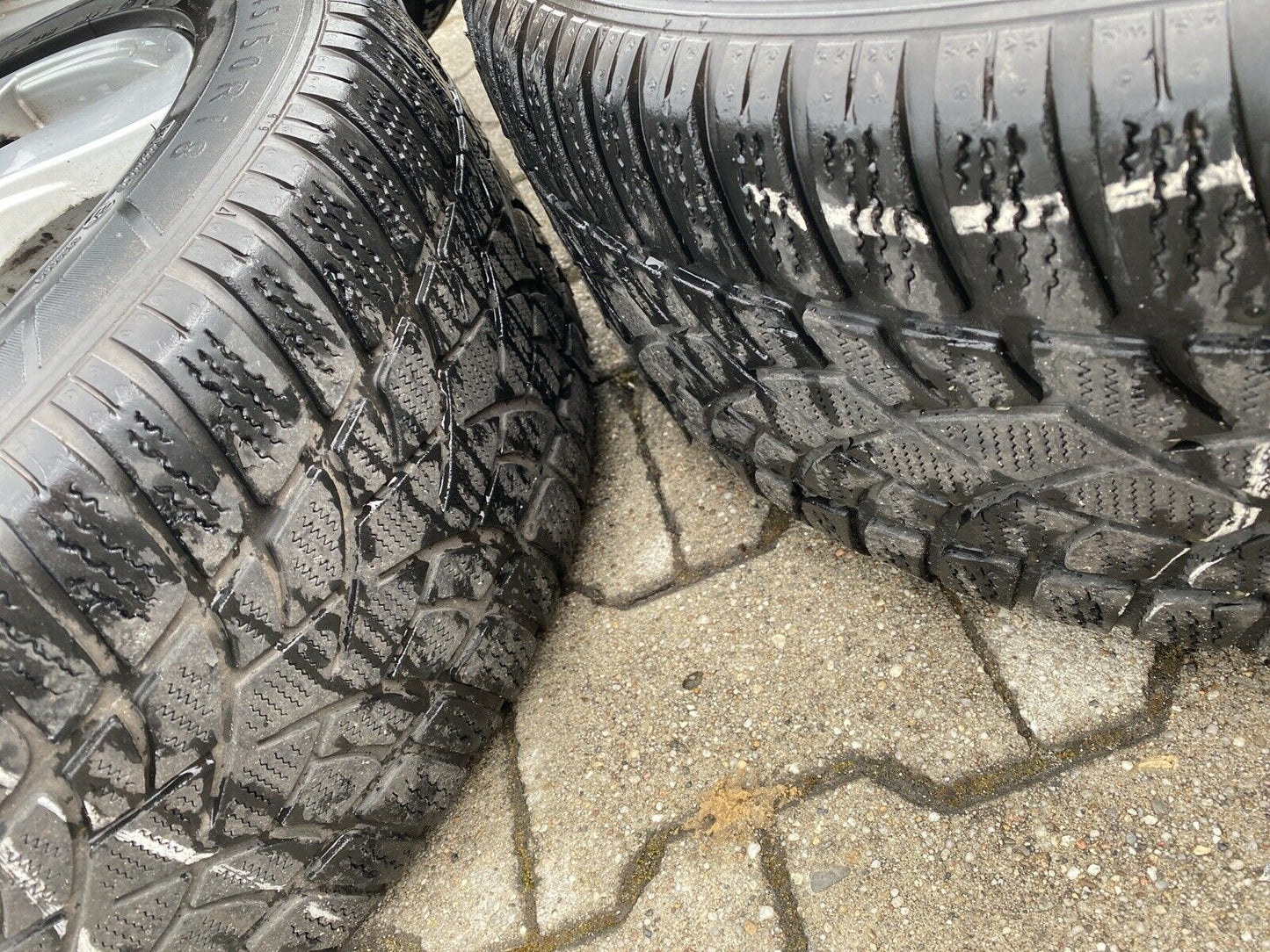 BMW F07 GT F01 DEZENT Alufelgen Winterreifen DUNLOP SP 245 50 R18 100H RSC RDCI