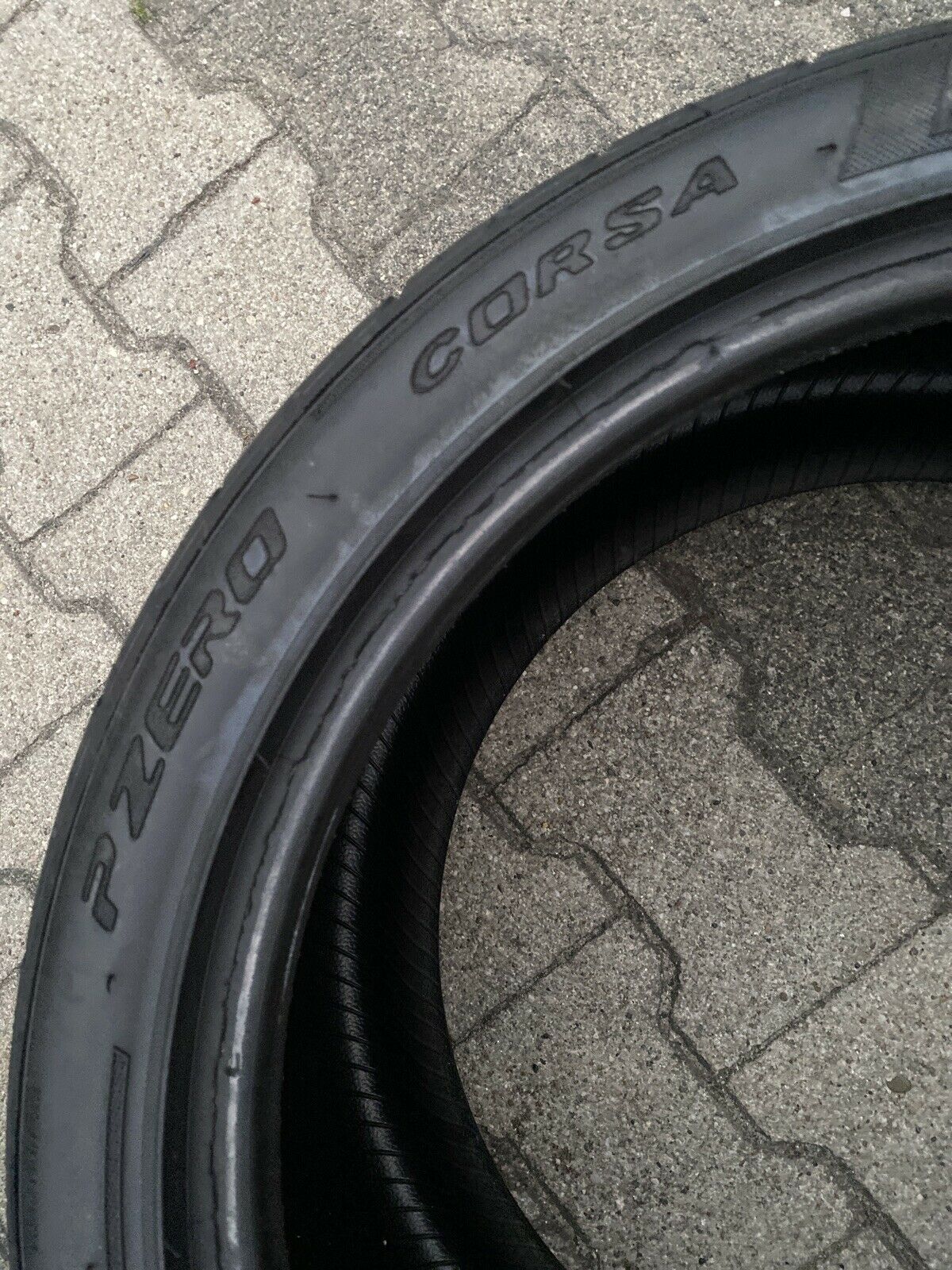 2x 285 35 ZR19 99Y PIRELLI P ZERO CORSA LEFT RIGHT FERRARI Sommerreifen DOT4313