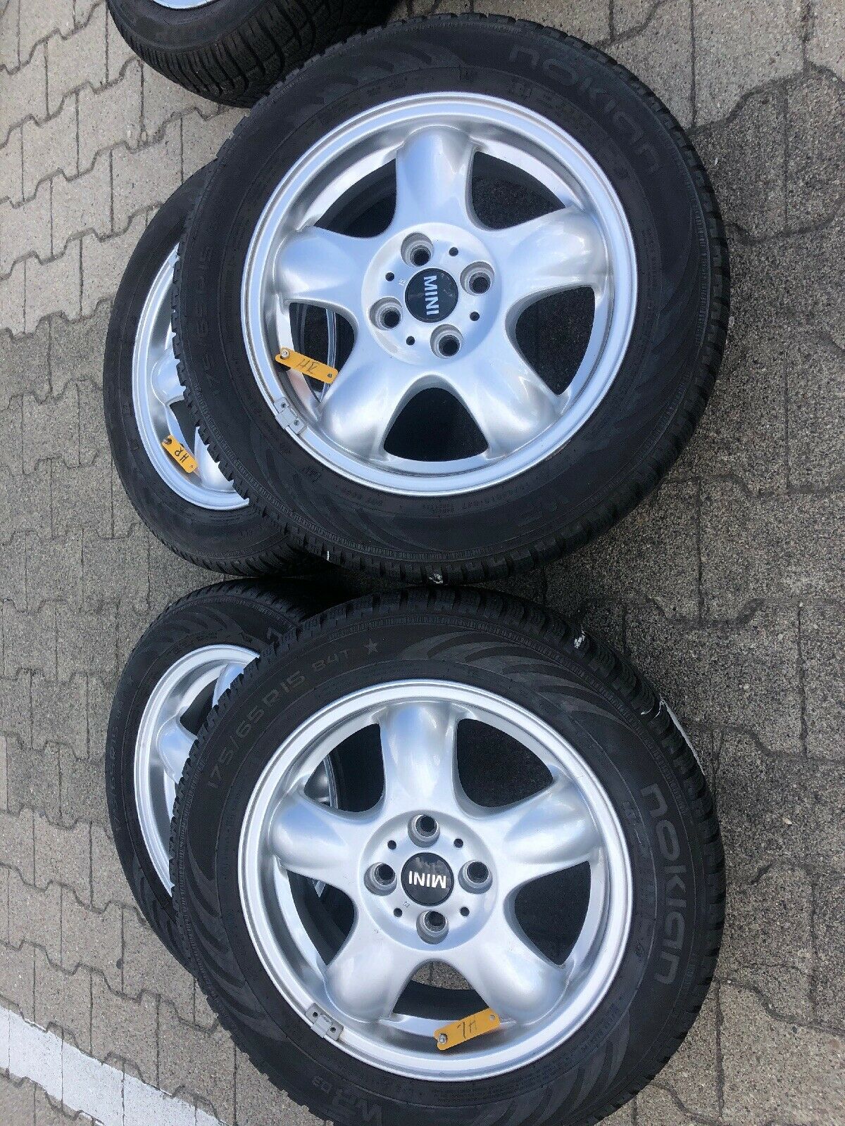 ORIG MINI COOPER R56 R50 Alufelgen 5 Star Winterreifen 175 65 R15 84T TN 6768498