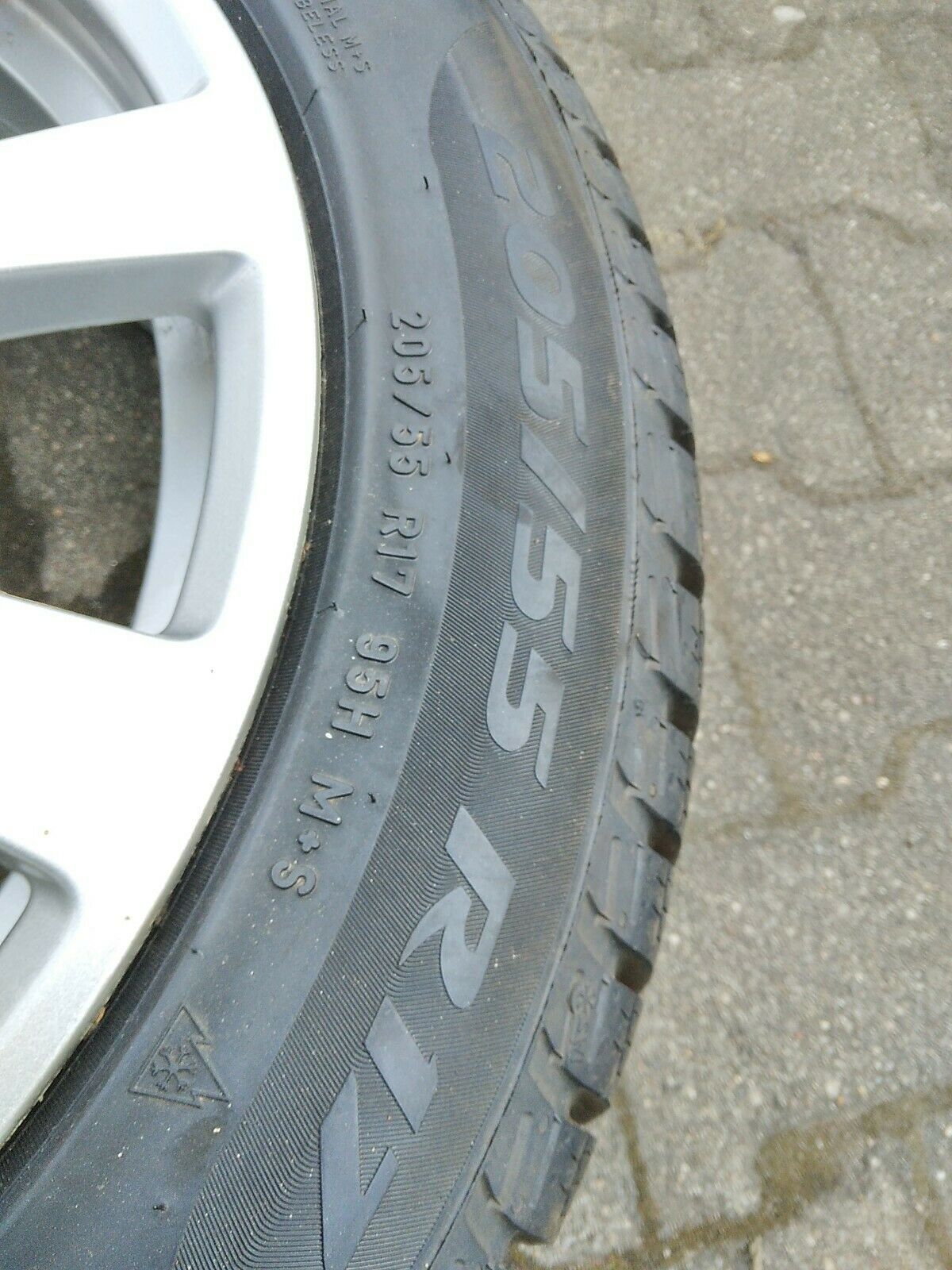 JAGUAR XE ALUFELGEN 7x17 ET48.5 VOLVO FORD Winterreifen 205 55 r17 95H GX73-1007
