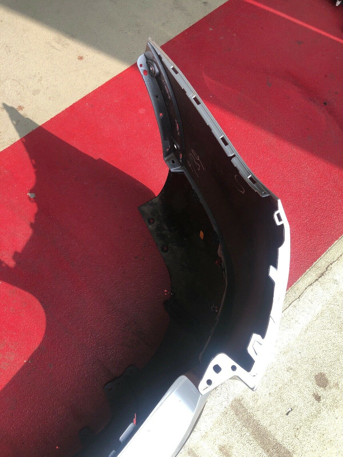 BMW X1 F48 NEUESTE MODELL Stoßstange 7355260 MITTE 7355271 mit PDC 7332323
