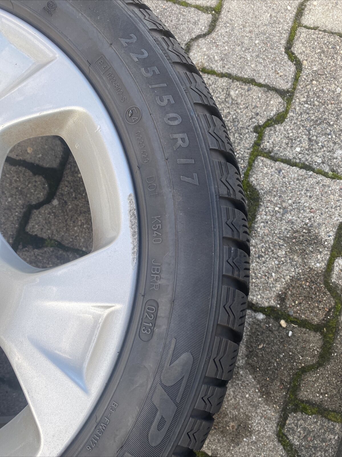 BMW X1 E84 Alufelgen 6789140 Sternspeiche 317 Winterreifen RSC 225 50 R17 94H