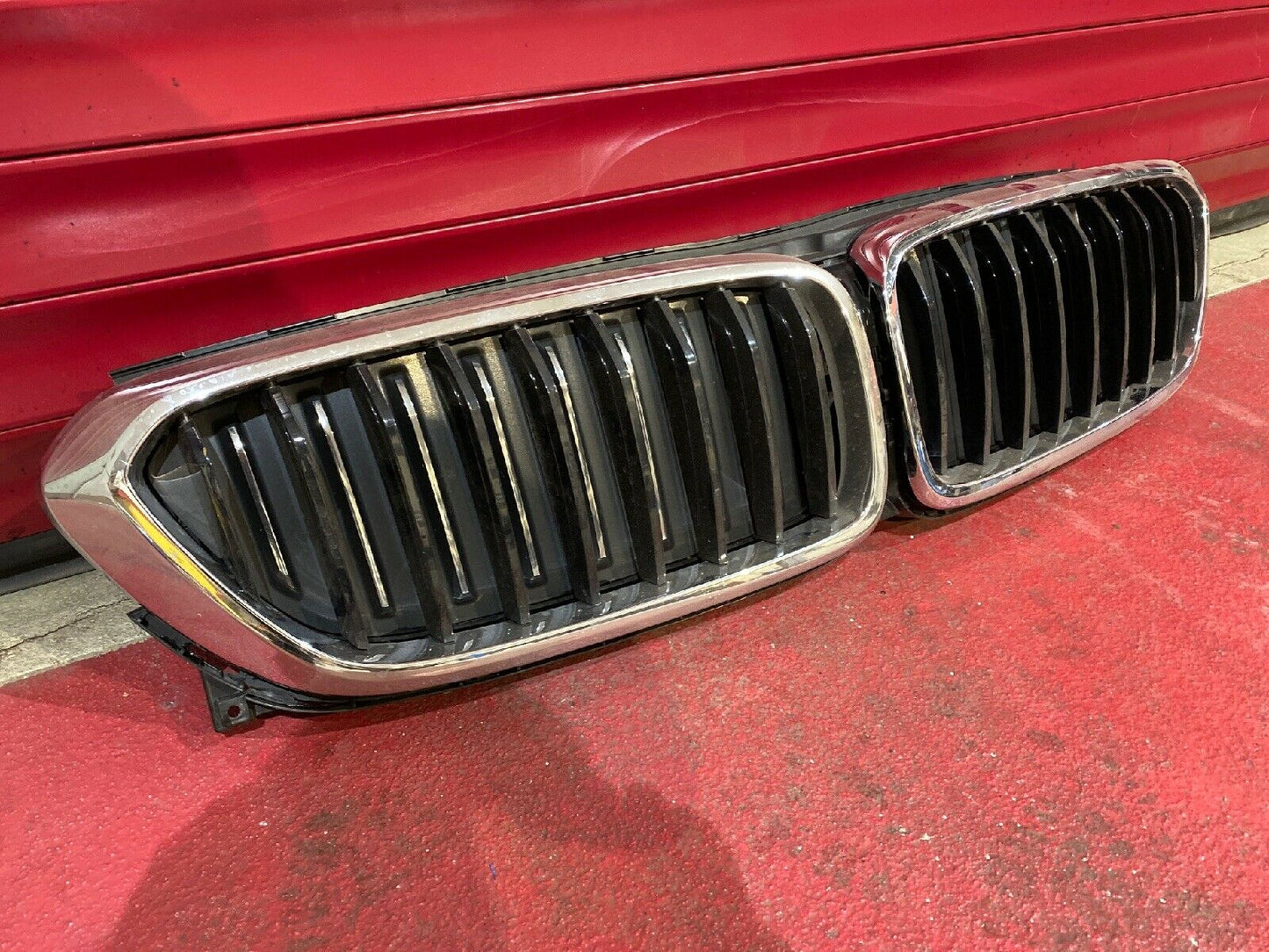 BMW G32 Klappensteuerung 7497777 NEUE Ziergitter Gitter GLANZSPEICHE Vorderwand