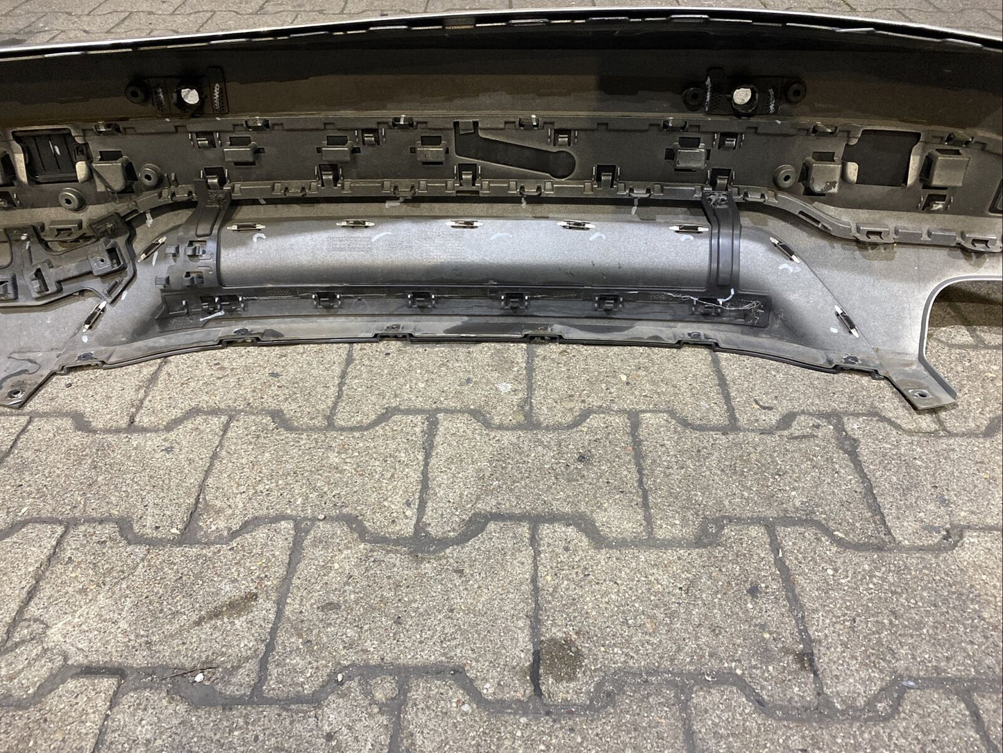 ORIGINAL BMW X3 F25 LCI FACELIFT Stoßstange mit PDC Loch Diffusor