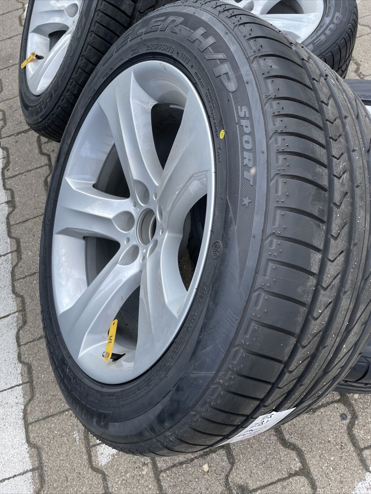 BMW X6 E71 ALUFELGEN STYLING 258 SOMMERREIFEN 255 50 R19 107V & 285 45 R19 111V