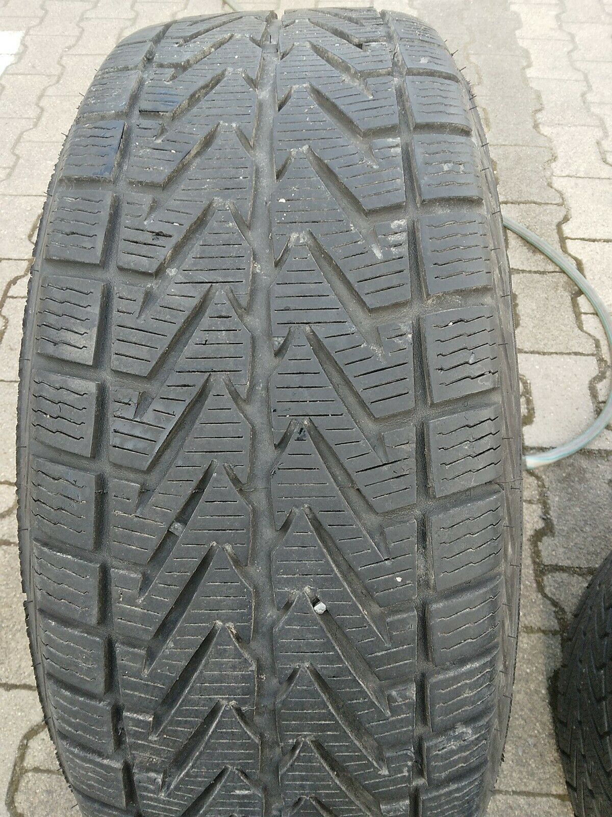 Mercedes ML76 Ronal R41 VOLVO 7.5J 18 ET45 Winterreifen 235 60 R18 107H KBA46270
