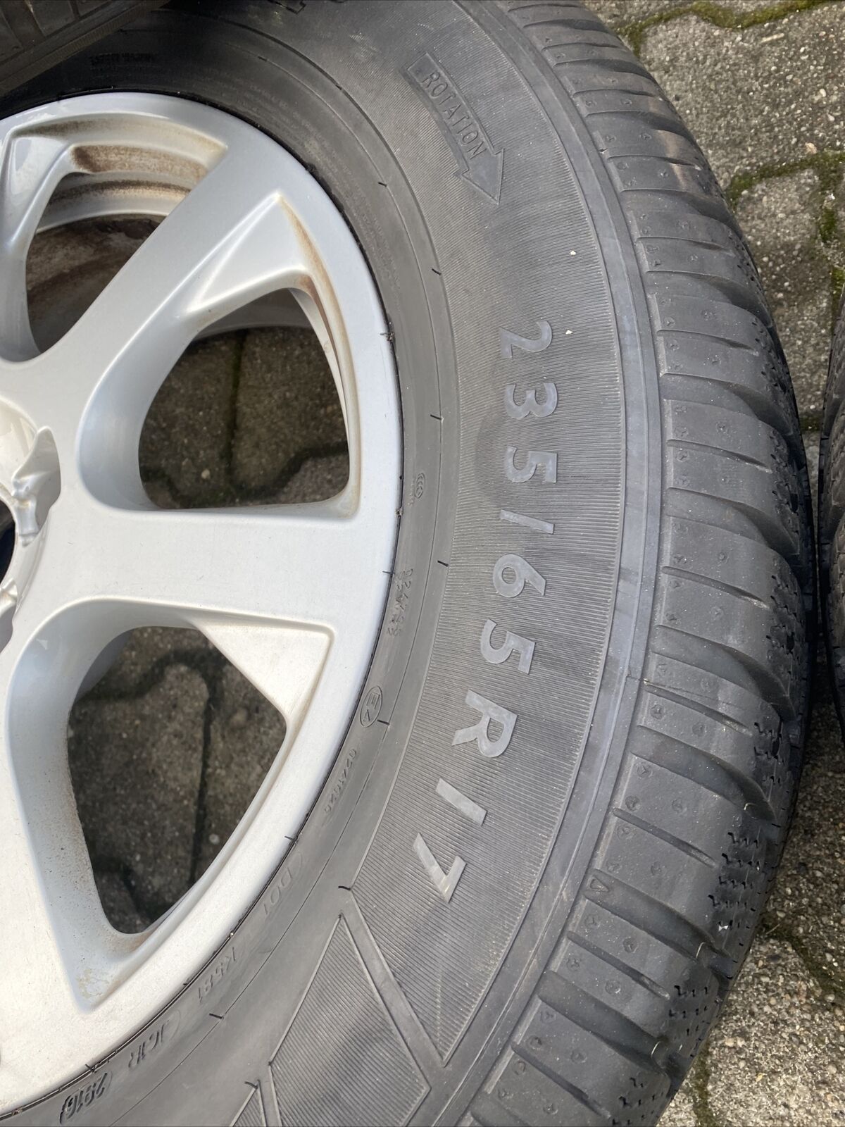 AUDI Q5 Alufelgen 8R DUNLOP SP 8R0601025E WINTERREIFEN 235 65 R17 104H DOT 2916
