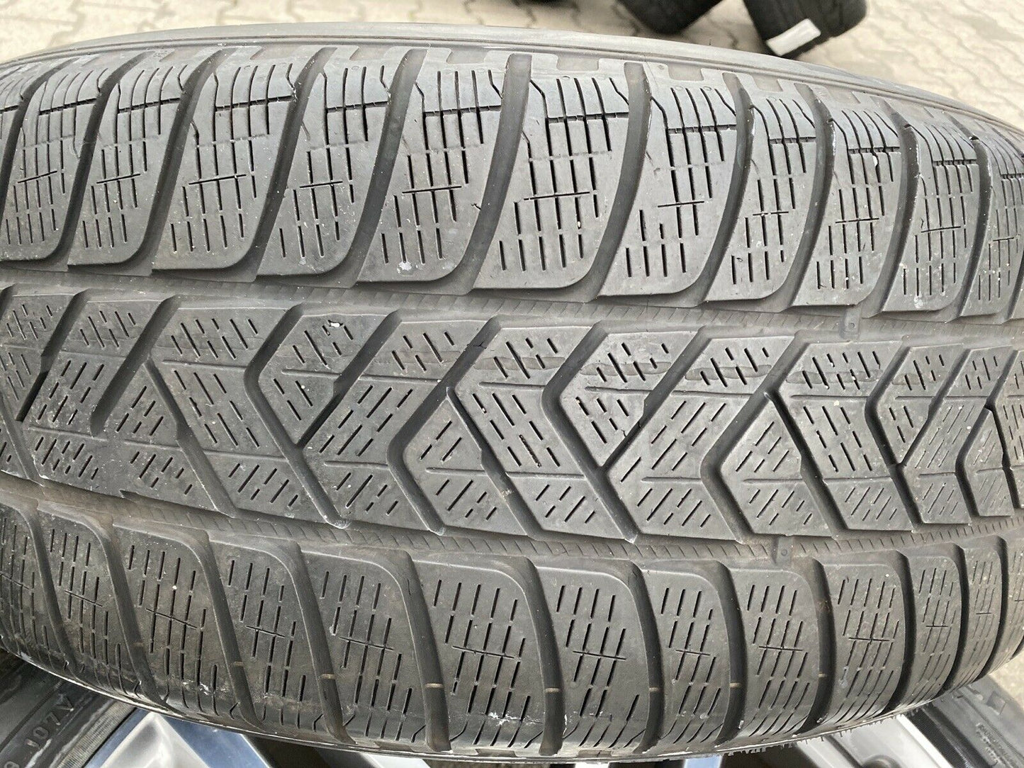 BMW X6 F16 ALUFELGEN M623 TN 7850070 & 7849629 WINTERREIFEN PIRELLI RUNFLAT RDCI