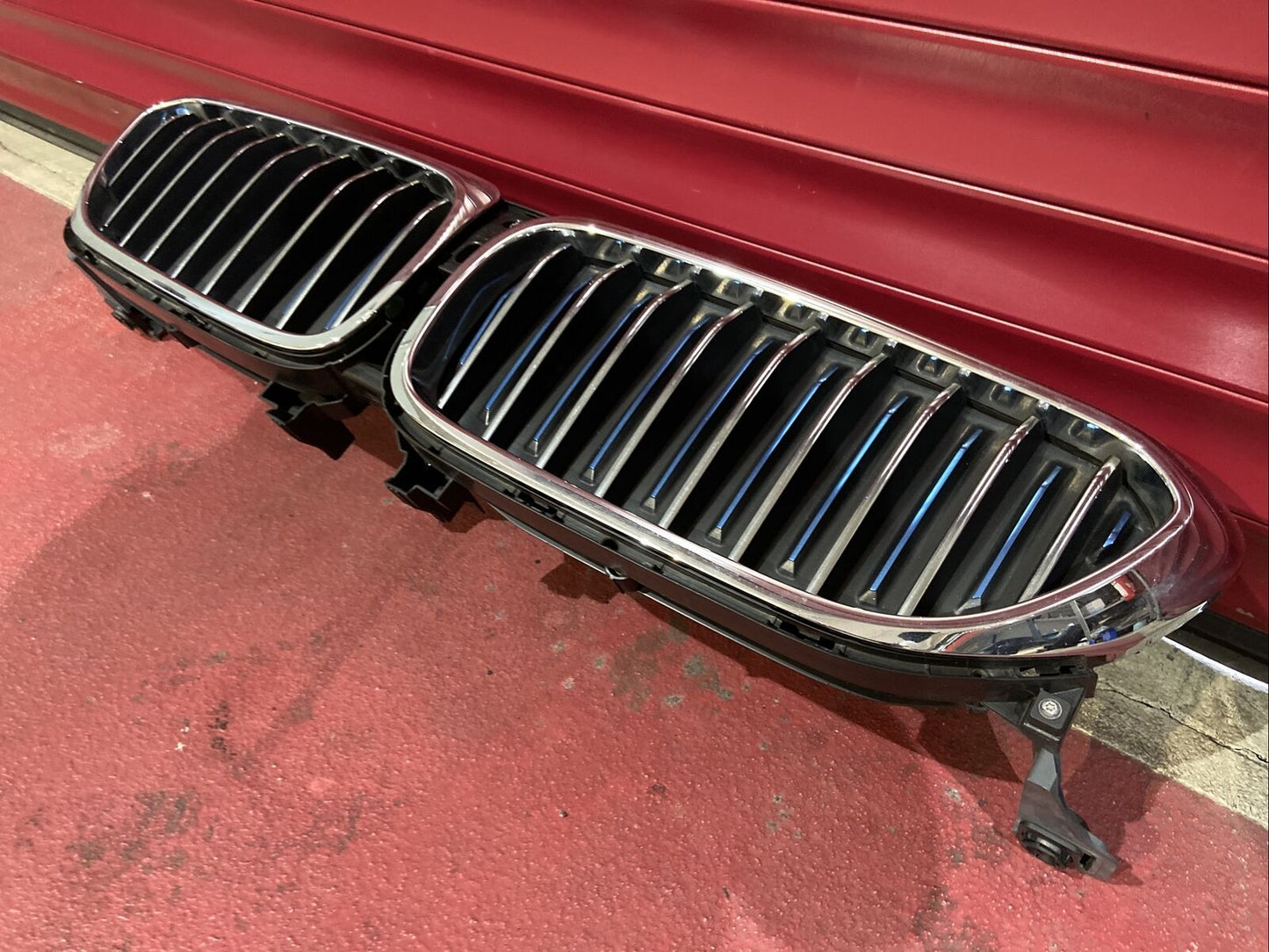 BMW G30 G31 KLAPPENSTEUERUNG HYBRID M Ziergitter Nieren BLAUE SPEICHEN 7497280