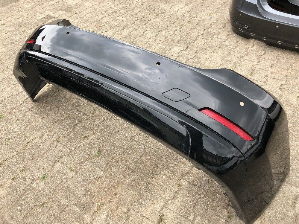 ORIGINAL BMW F32 F33 F36 Stoßstange Limousine hinten m PDC 6 Zylinder 2 Flutig