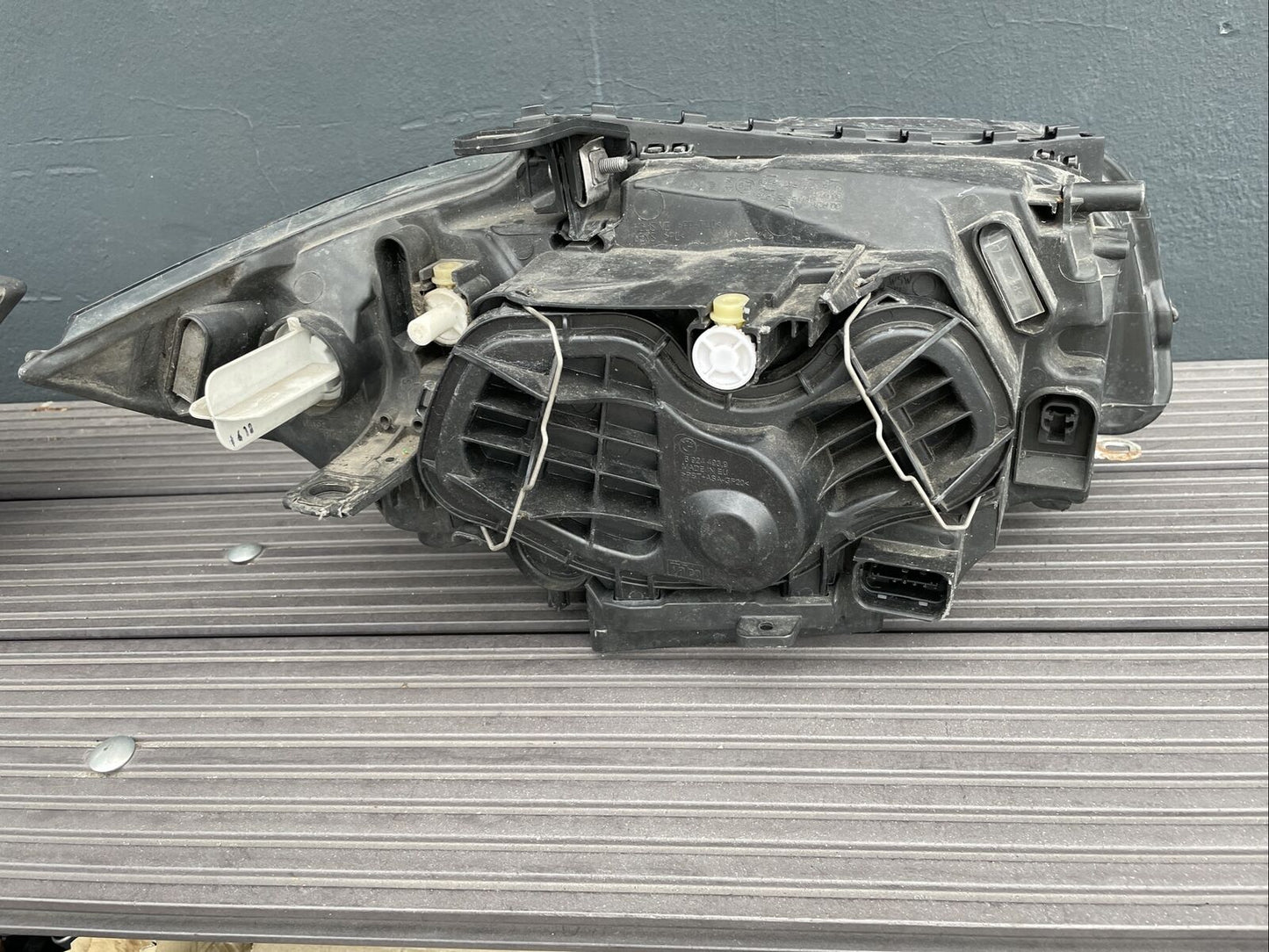 ORIGINAL BMW E87 FACELIFT Scheinwerfer VALEO 7249649 LINKS BJ 2010 HALOGEN