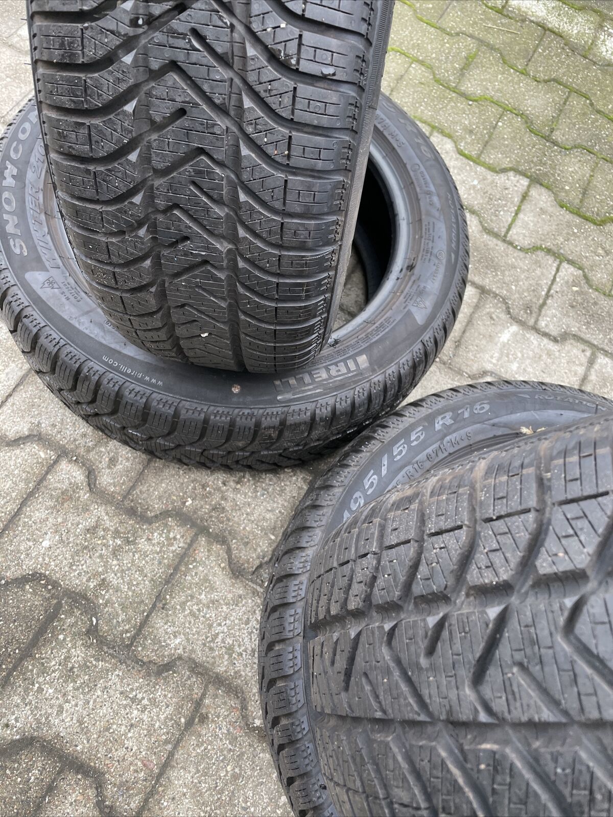 4x BMW Winterreifen RSC Runflat PIRELLI Snowcontrol 195 55 R16 87H DOT4019