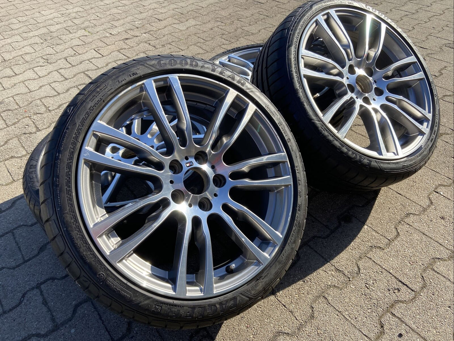 BMW F30 F31 F32 M403 ALUFELGEN 7845882 & 7845883 SOMMERREIFEN 19“ GOODYEAR RSC