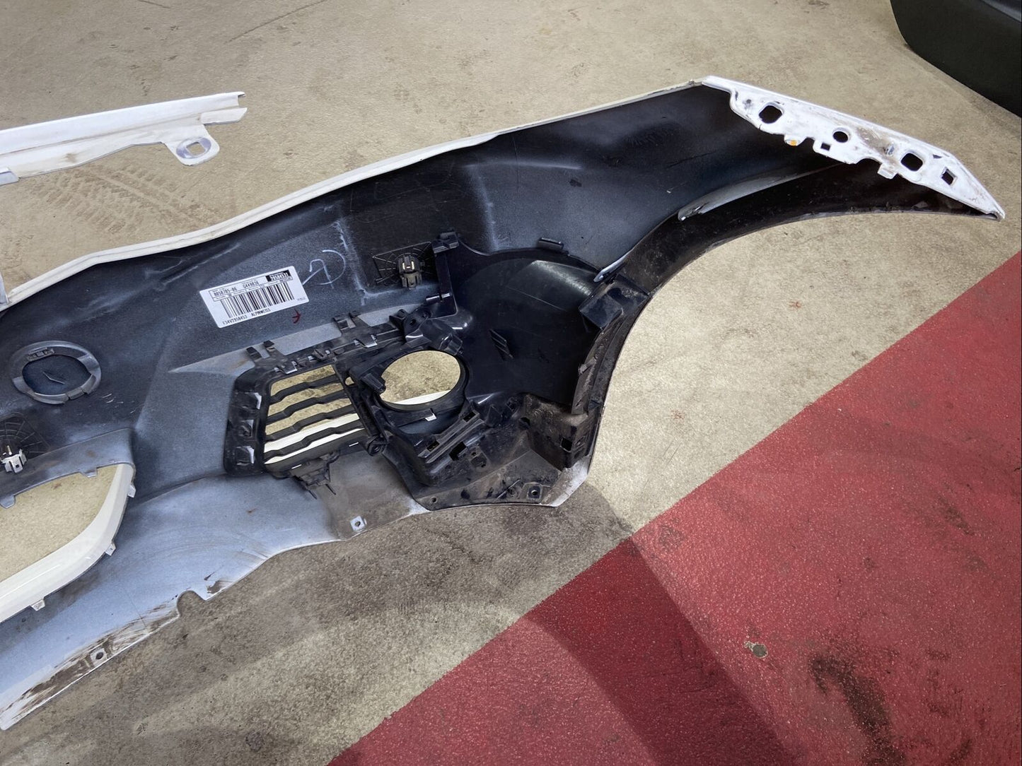 ORIGINAL BMW F34 GT M PAKET Stoßstange mit PDC OHNE SWR vorne 8056857 Alpinweiss