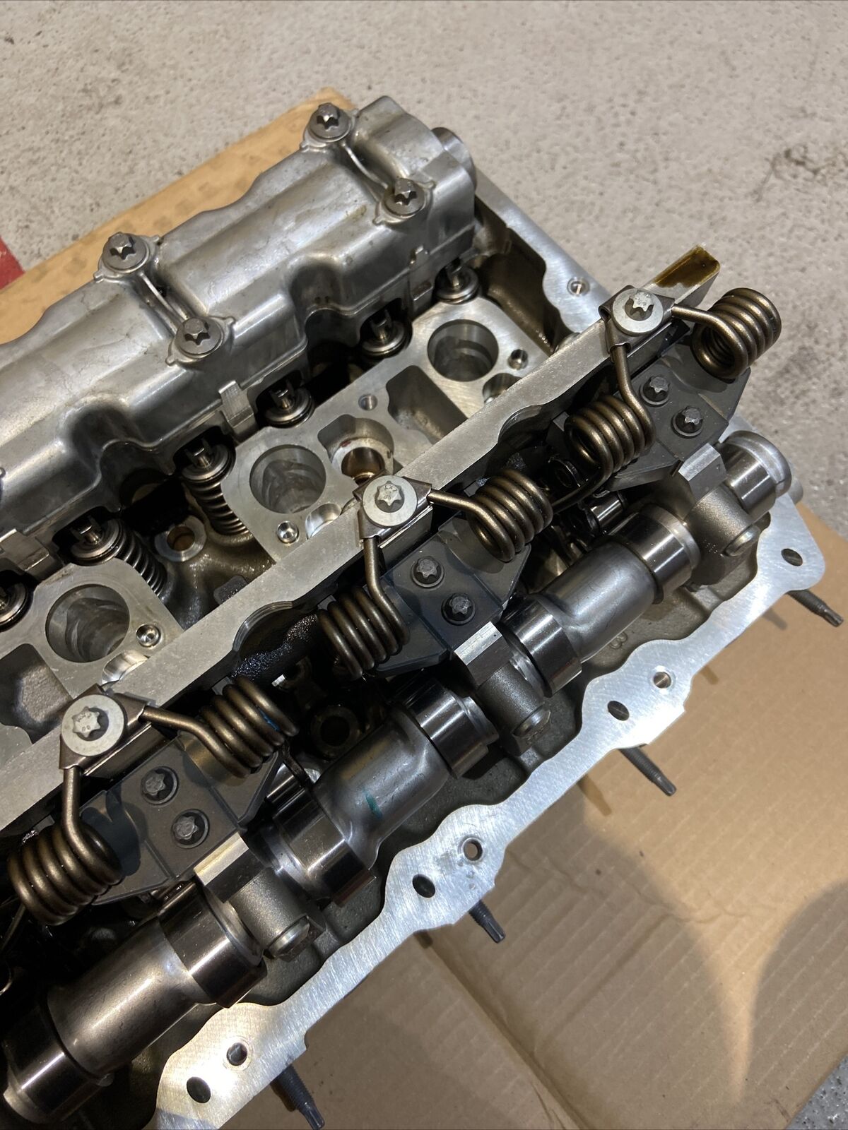 BMW F20 F22 M2 X3 F25 F30 X5 E70 F15 E82 E90 Zylinderkopf m VENTILE 7624429 N55