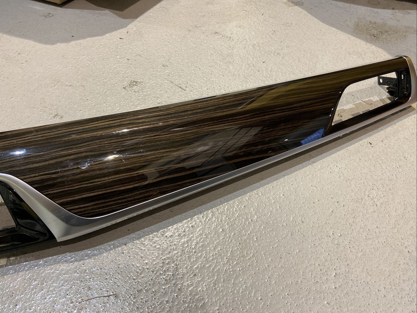 BMW G30 G31 Dekorblende Dekorleiste Mittelkonsole Blende FINELINE GLANZ 9378022